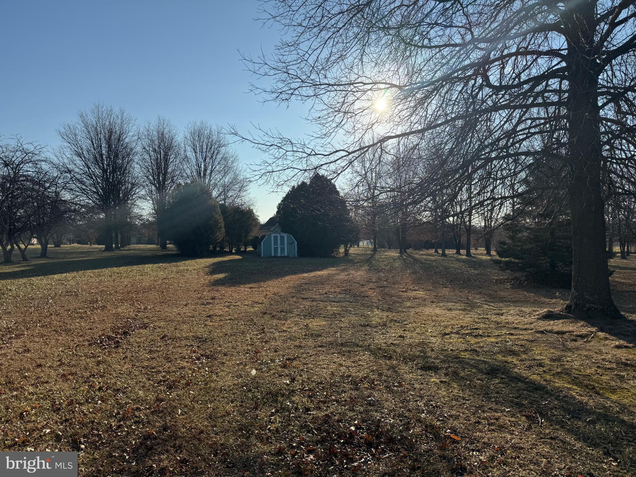 GERRARD ACRES - Residential