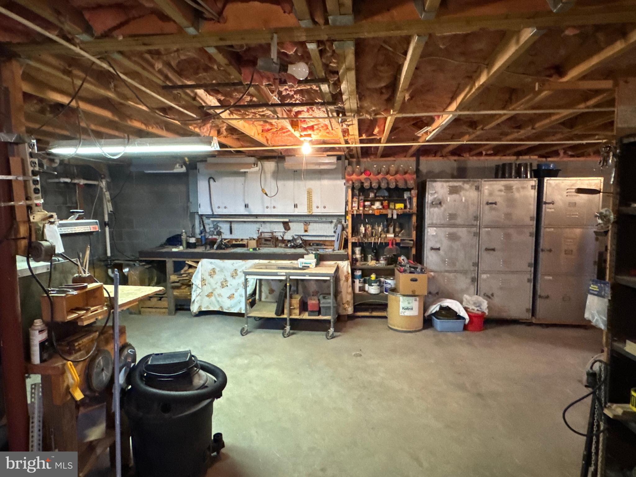 GERRARD ACRES - Residential