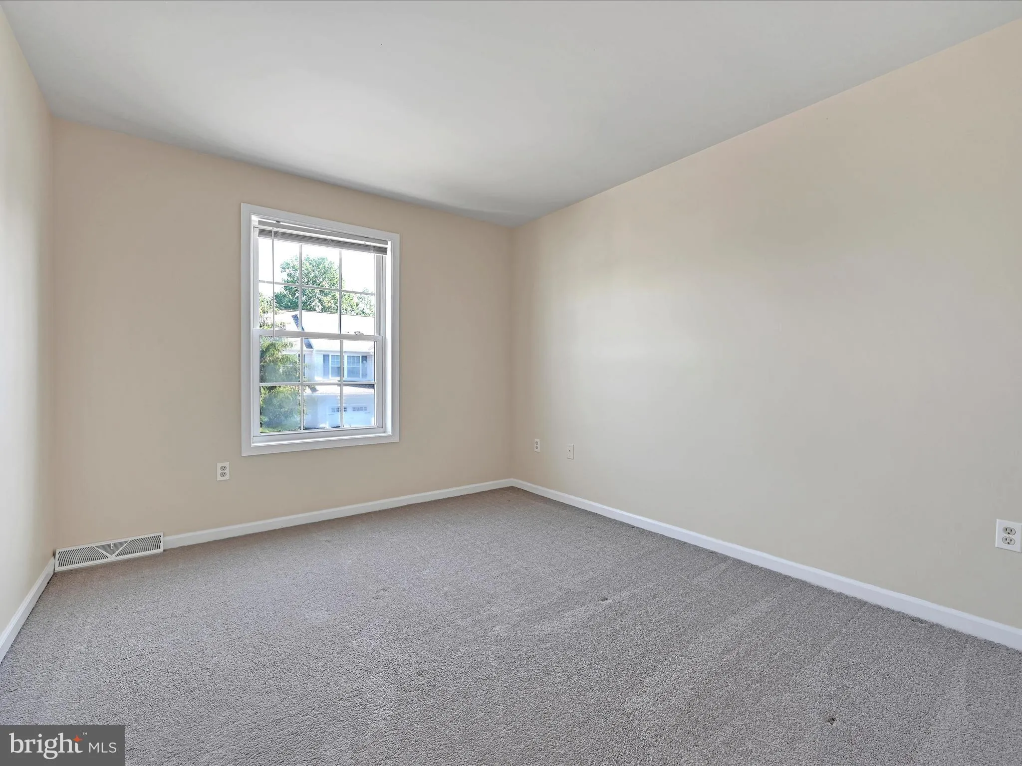 Leola, Pennsylvania 17540, United States, 3 Bedrooms Bedrooms, ,3 BathroomsBathrooms,Residential,Coming Soon,163576