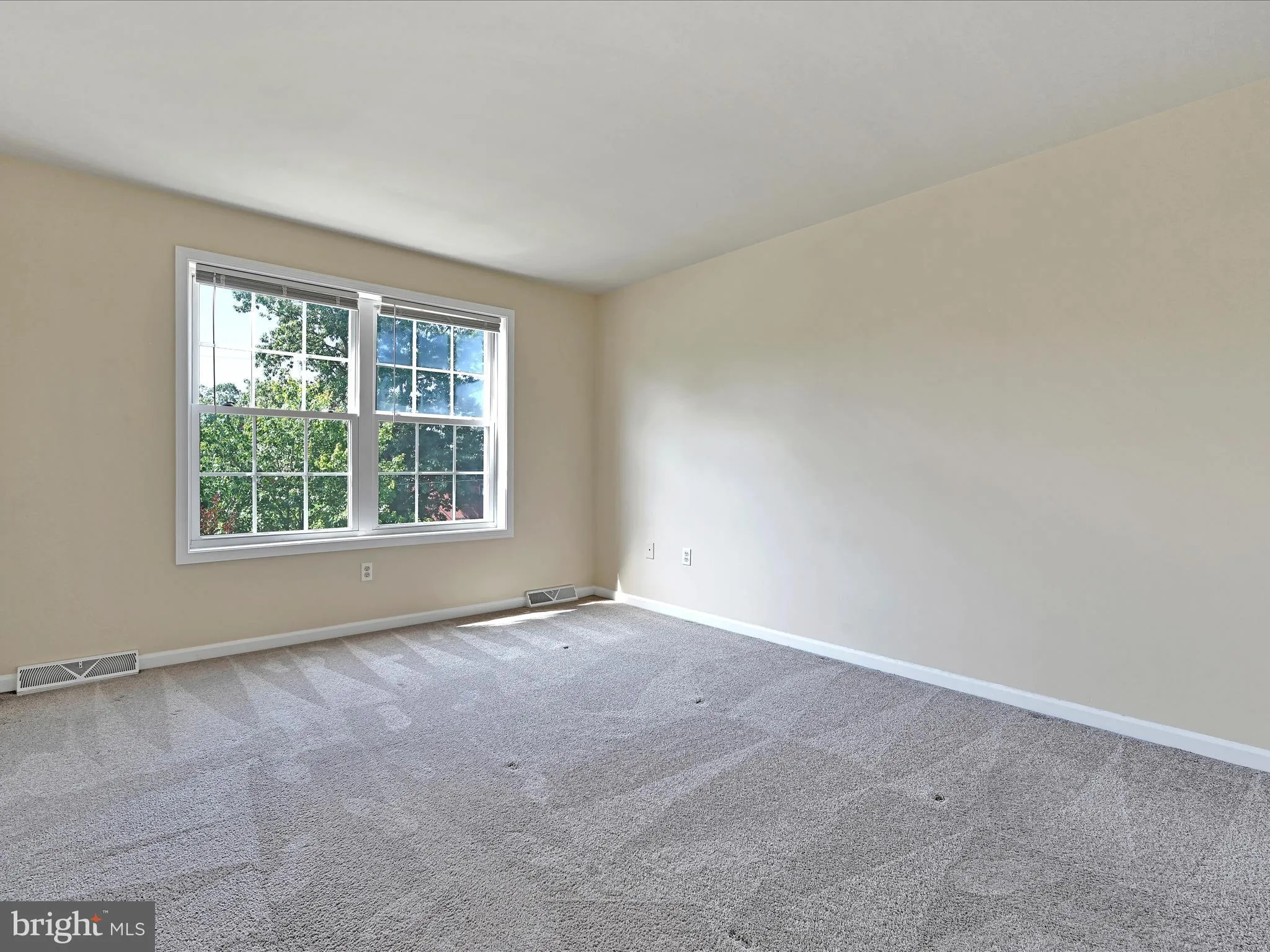 Leola, Pennsylvania 17540, United States, 3 Bedrooms Bedrooms, ,3 BathroomsBathrooms,Residential,Coming Soon,163576