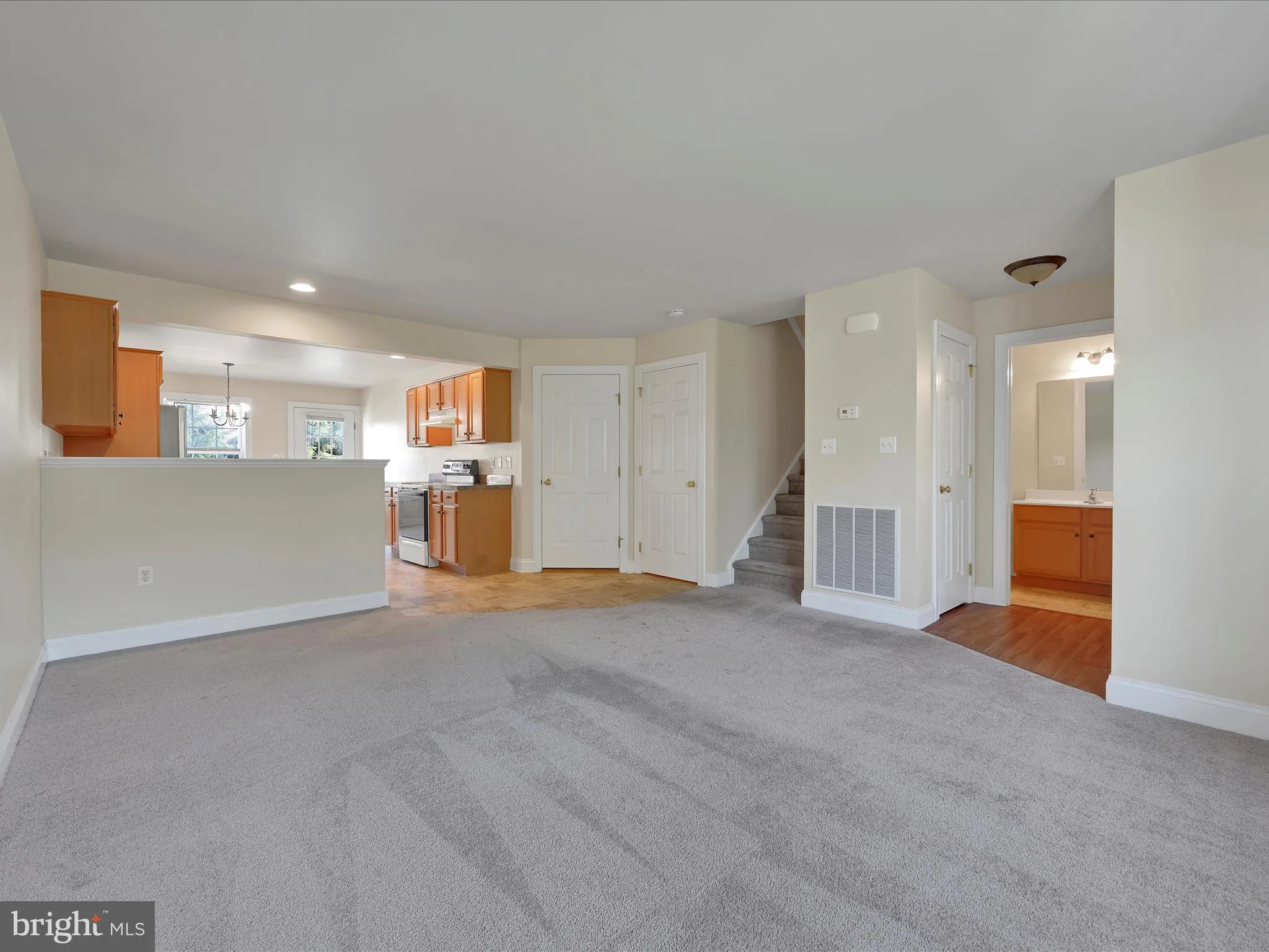 Leola, Pennsylvania 17540, United States, 3 Bedrooms Bedrooms, ,3 BathroomsBathrooms,Residential,Coming Soon,163576