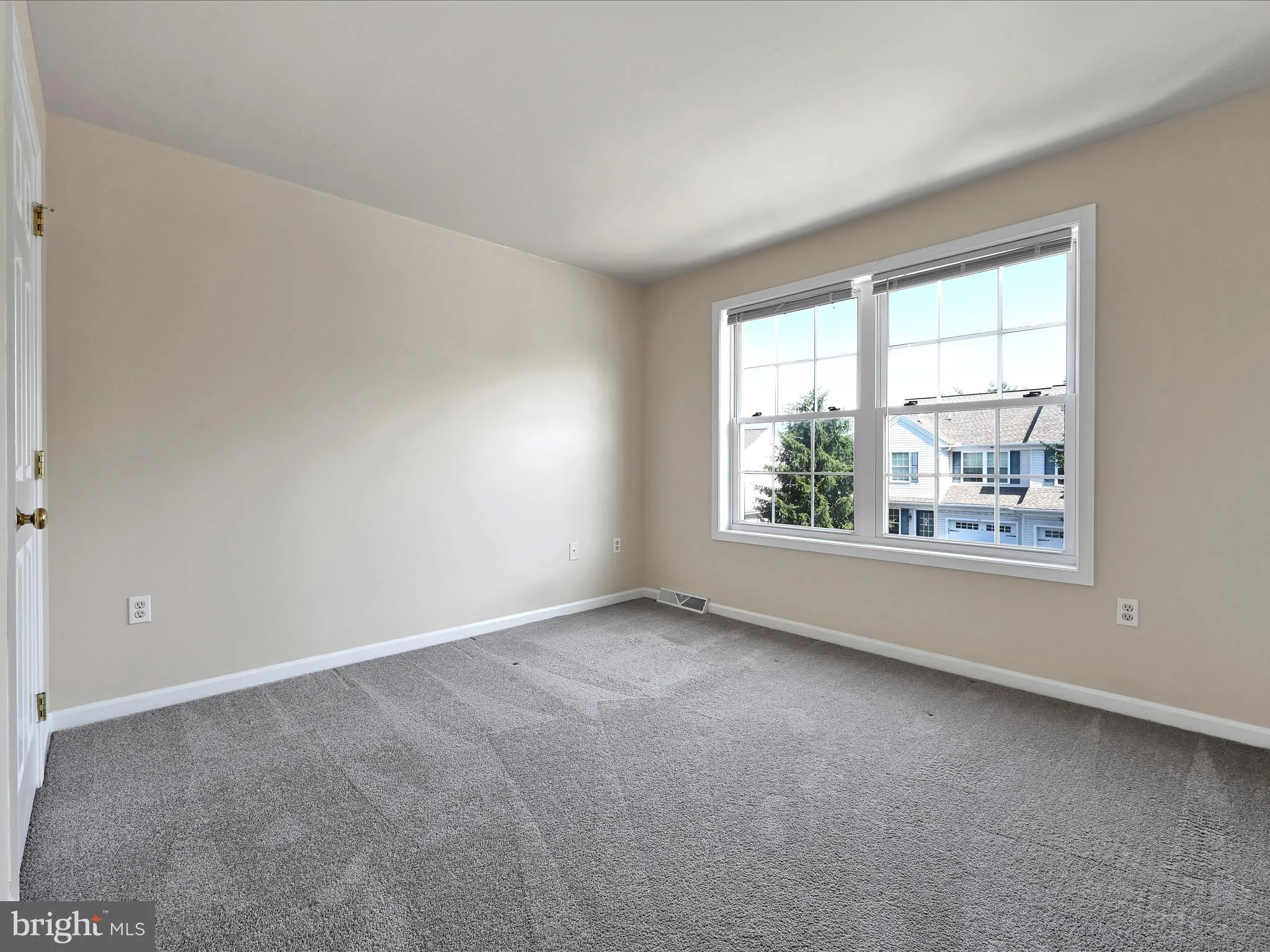 Leola, Pennsylvania 17540, United States, 3 Bedrooms Bedrooms, ,3 BathroomsBathrooms,Residential,Coming Soon,163576