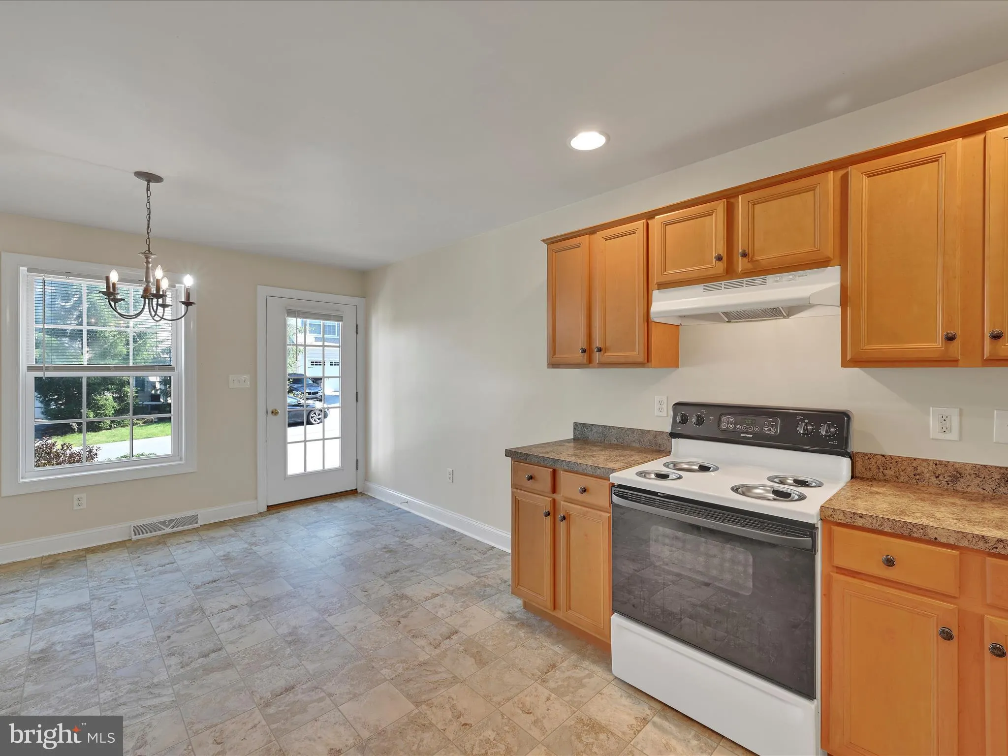 Leola, Pennsylvania 17540, United States, 3 Bedrooms Bedrooms, ,3 BathroomsBathrooms,Residential,Coming Soon,163576