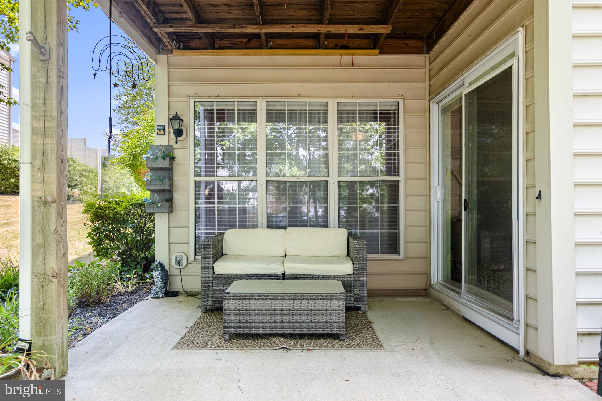 BULL RUN CONDO - Residential