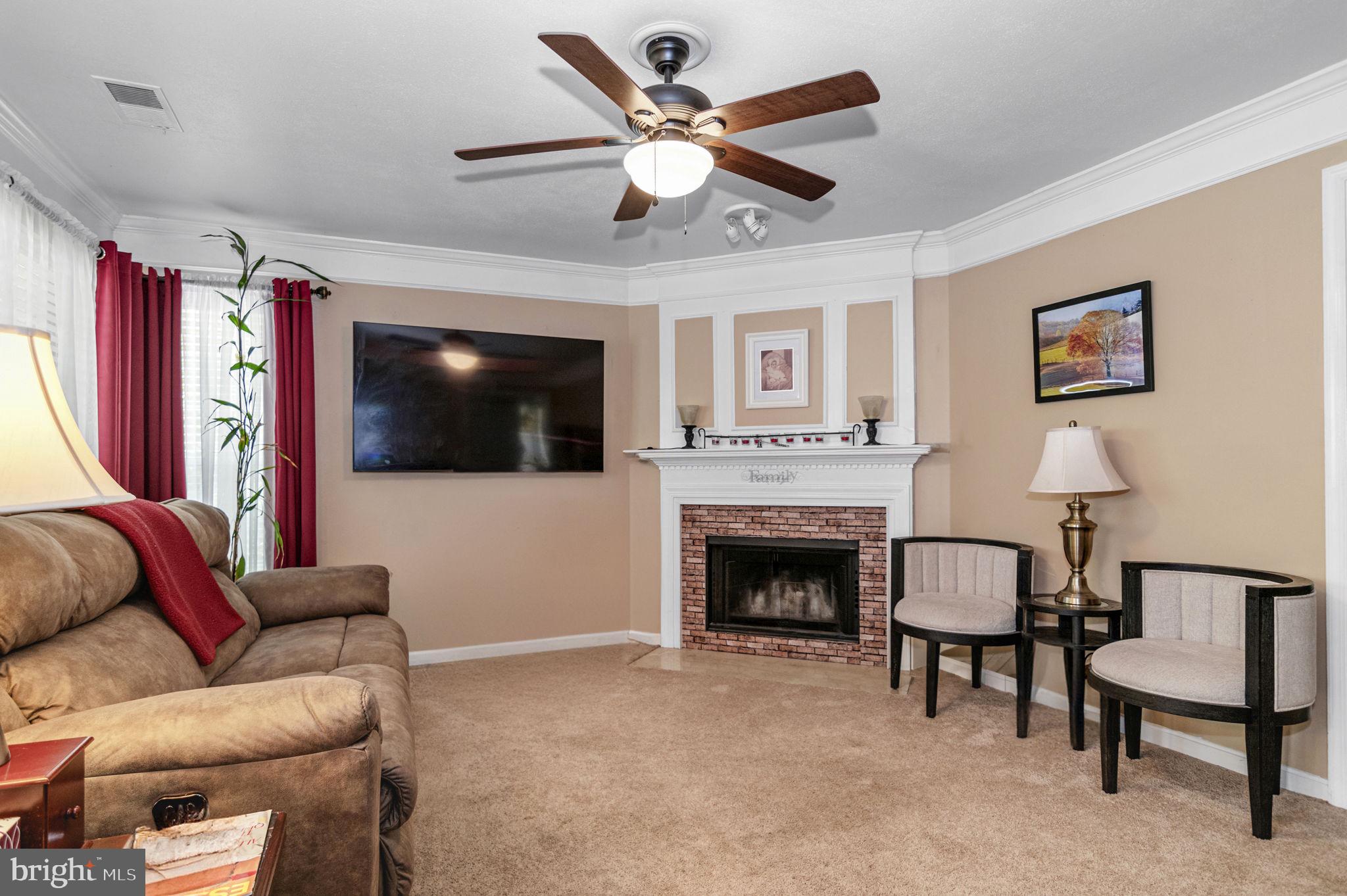 BULL RUN CONDO - Residential