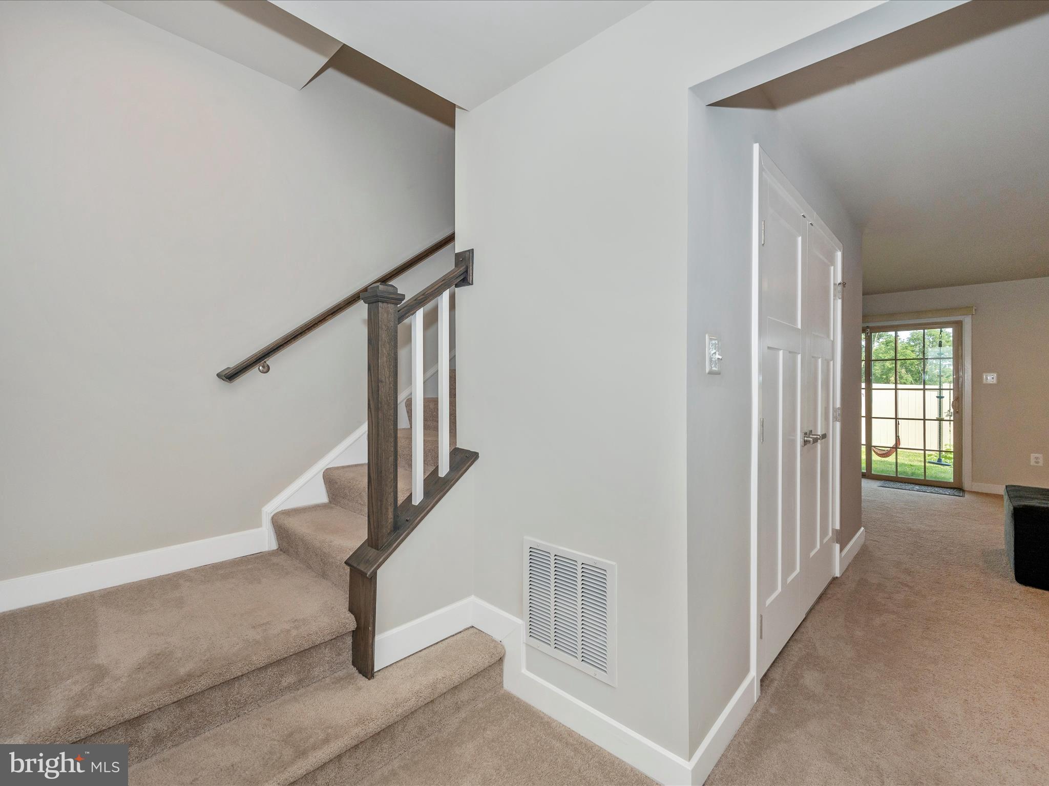 LAKE LINGANORE - Residential