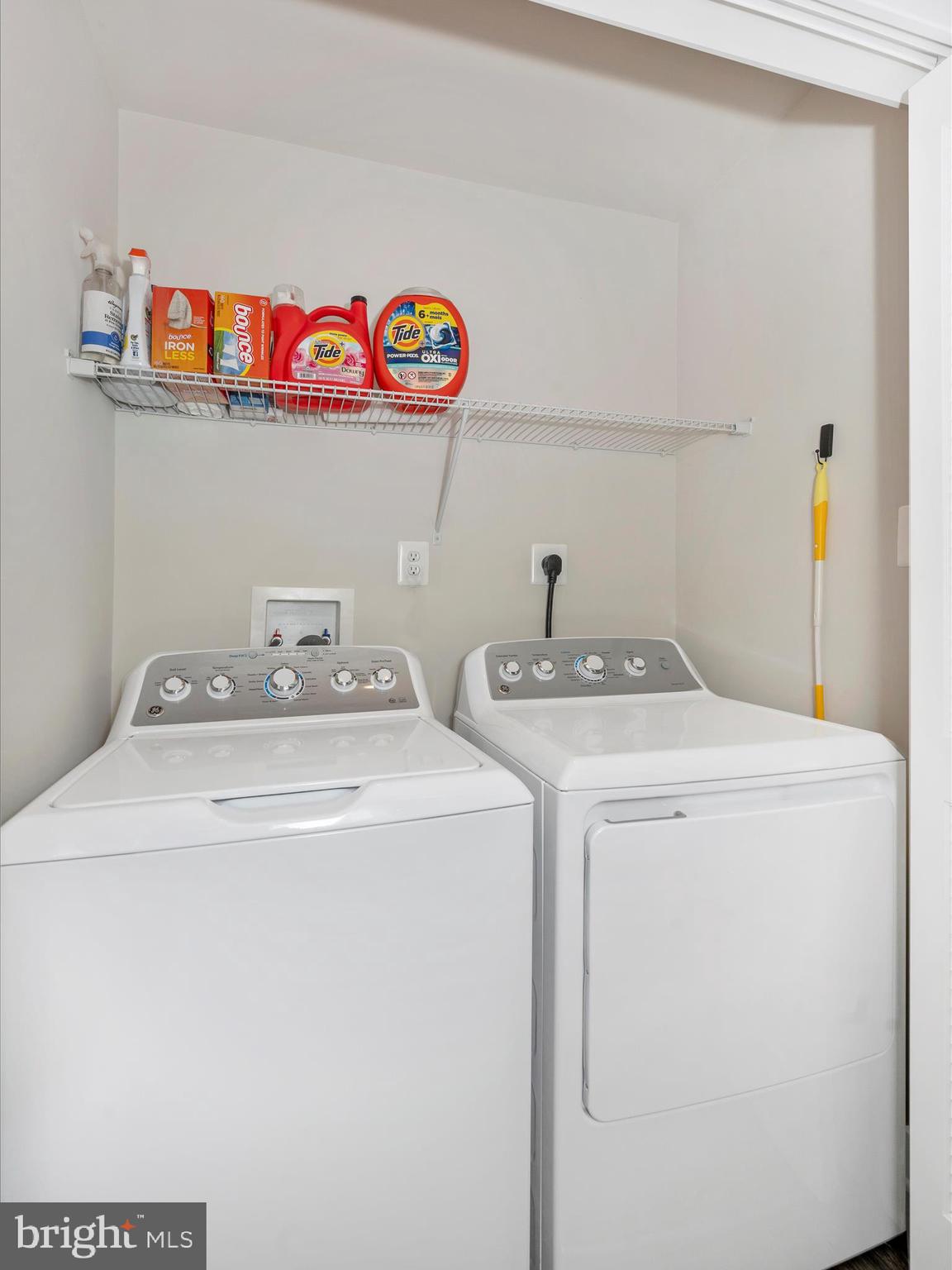 LAKE LINGANORE - Residential