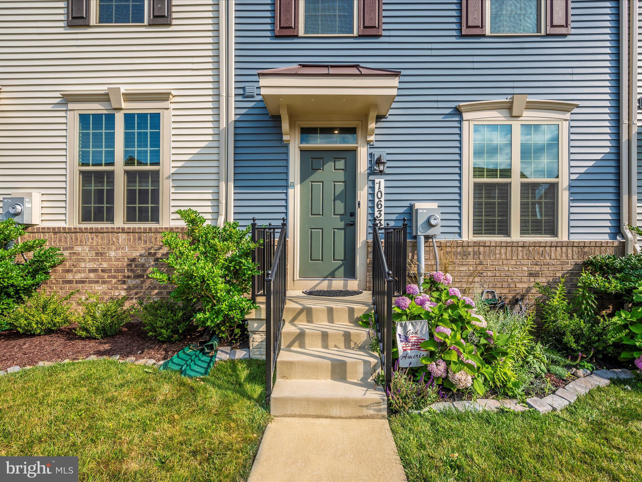 LAKE LINGANORE - Residential