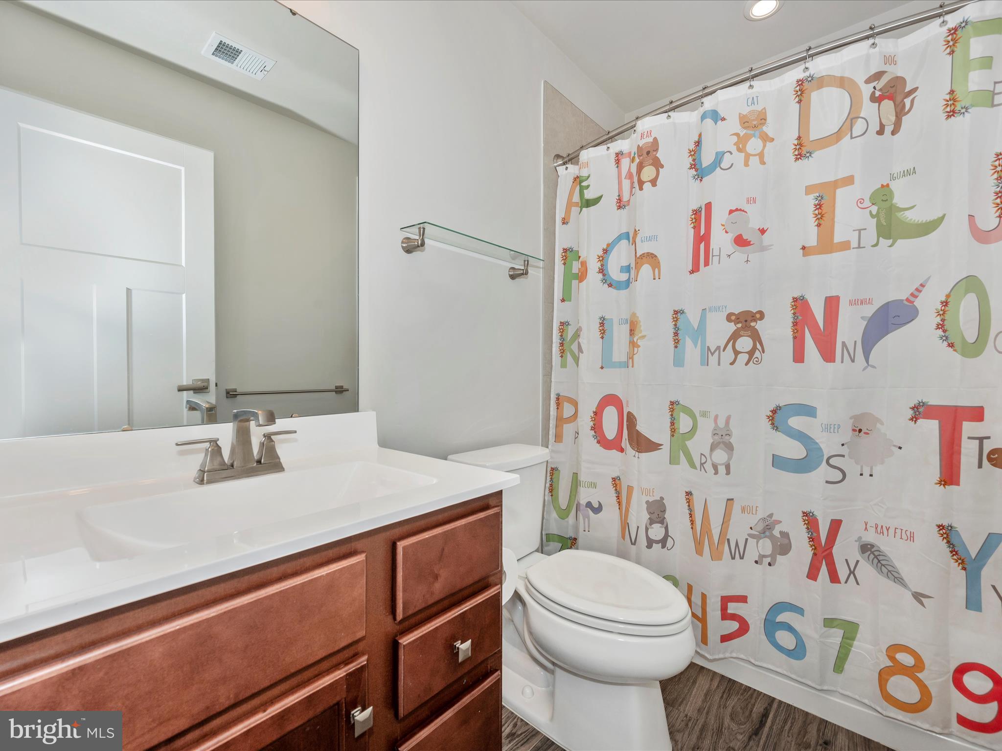 LAKE LINGANORE - Residential