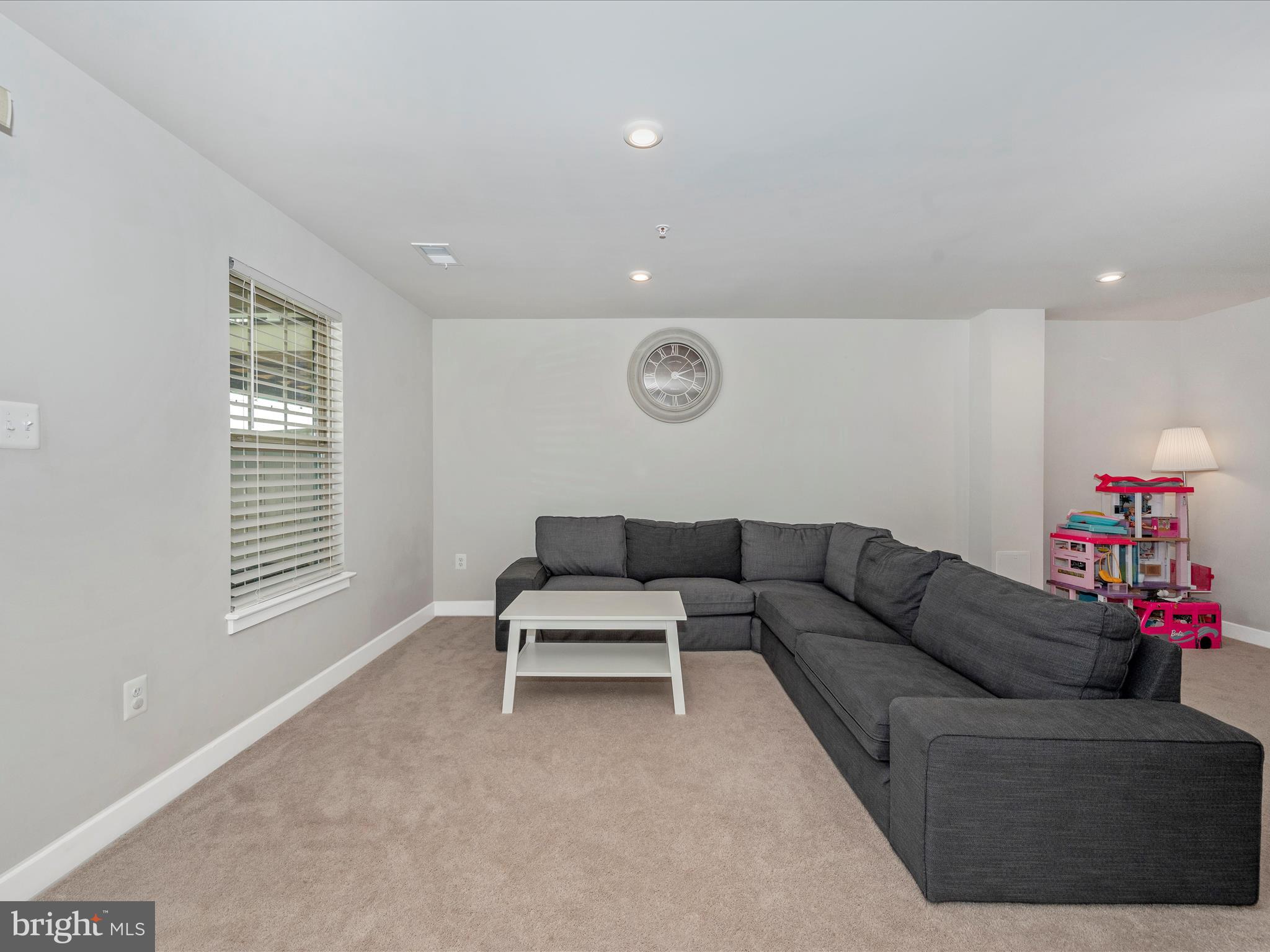 LAKE LINGANORE - Residential