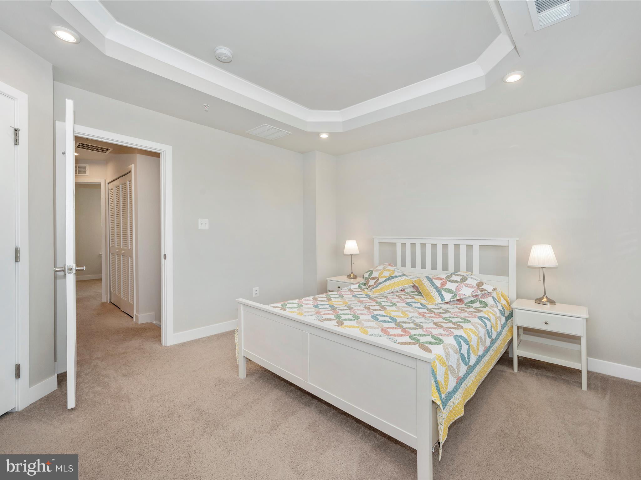 LAKE LINGANORE - Residential