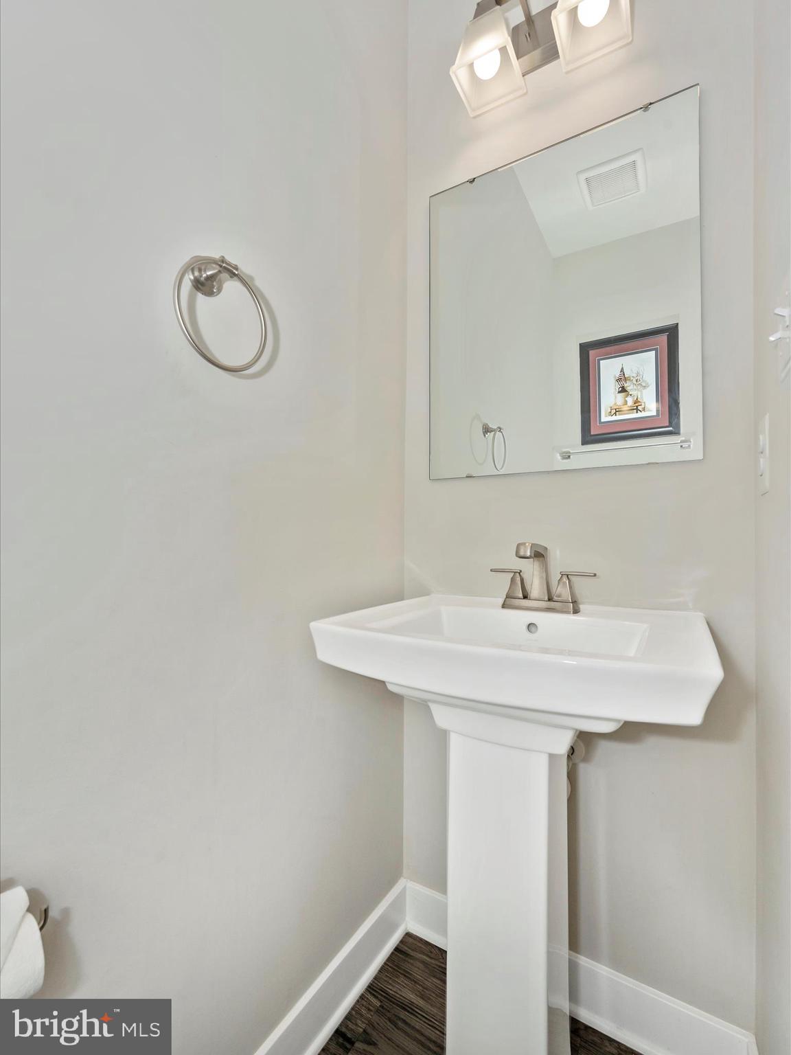 LAKE LINGANORE - Residential