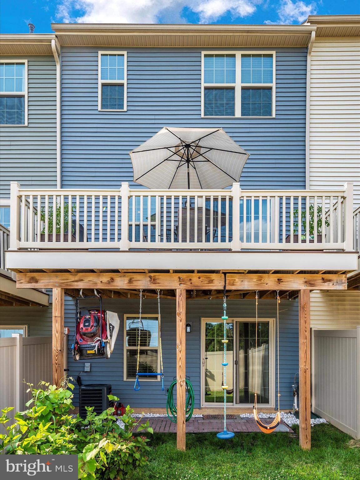 LAKE LINGANORE - Residential