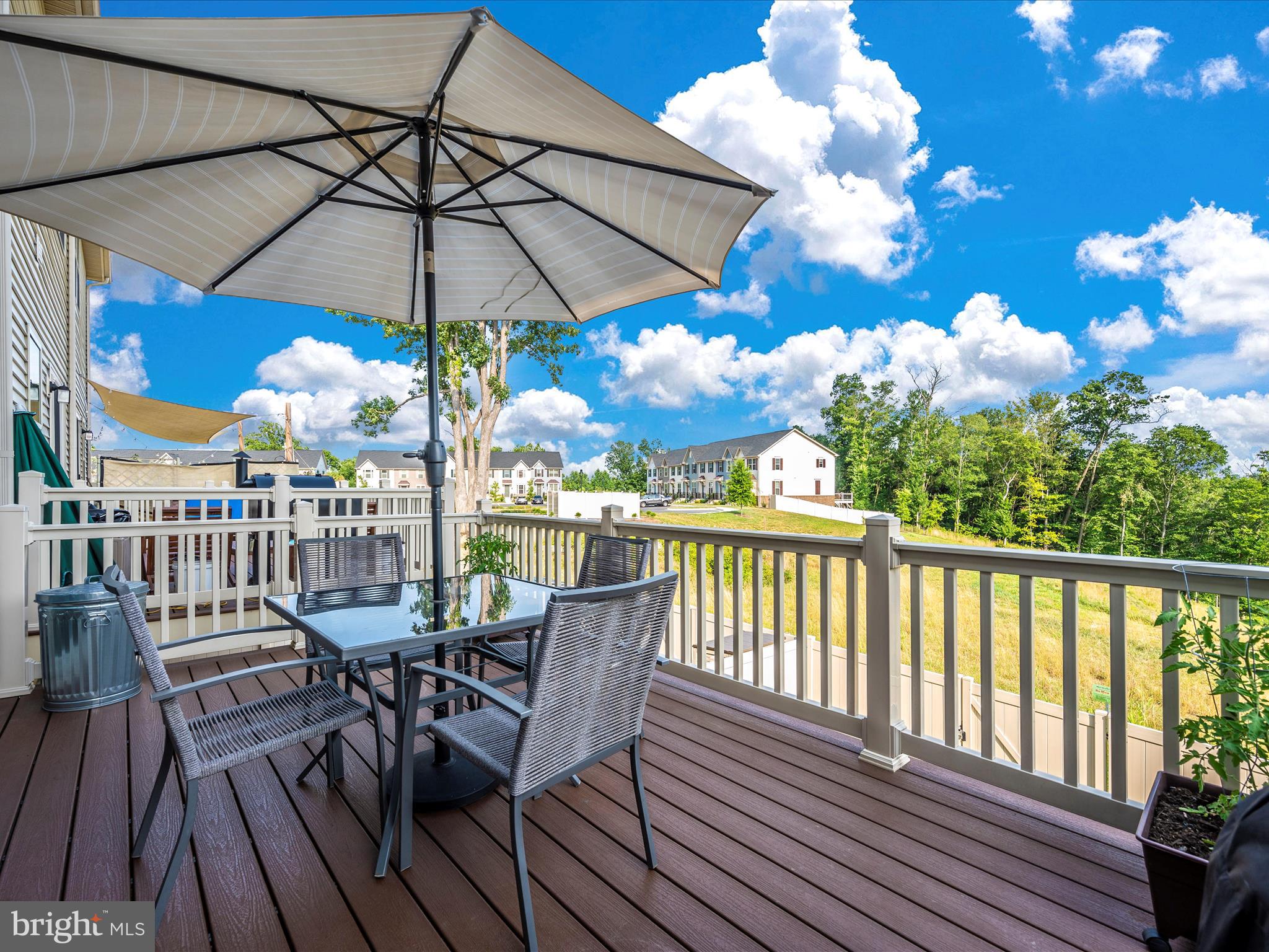 LAKE LINGANORE - Residential