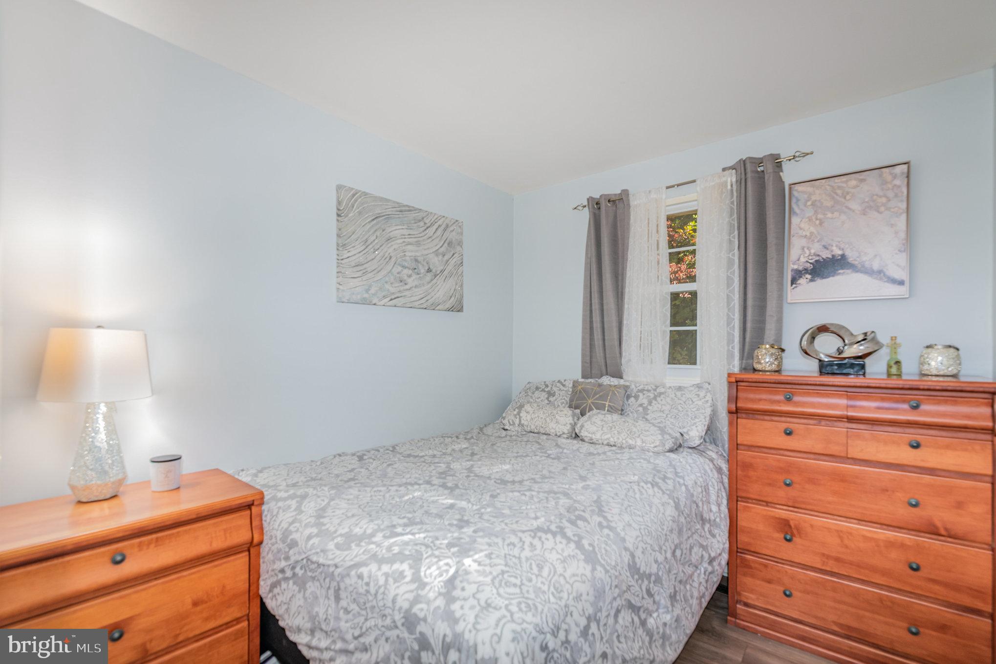 LONGFELLOW - Residential