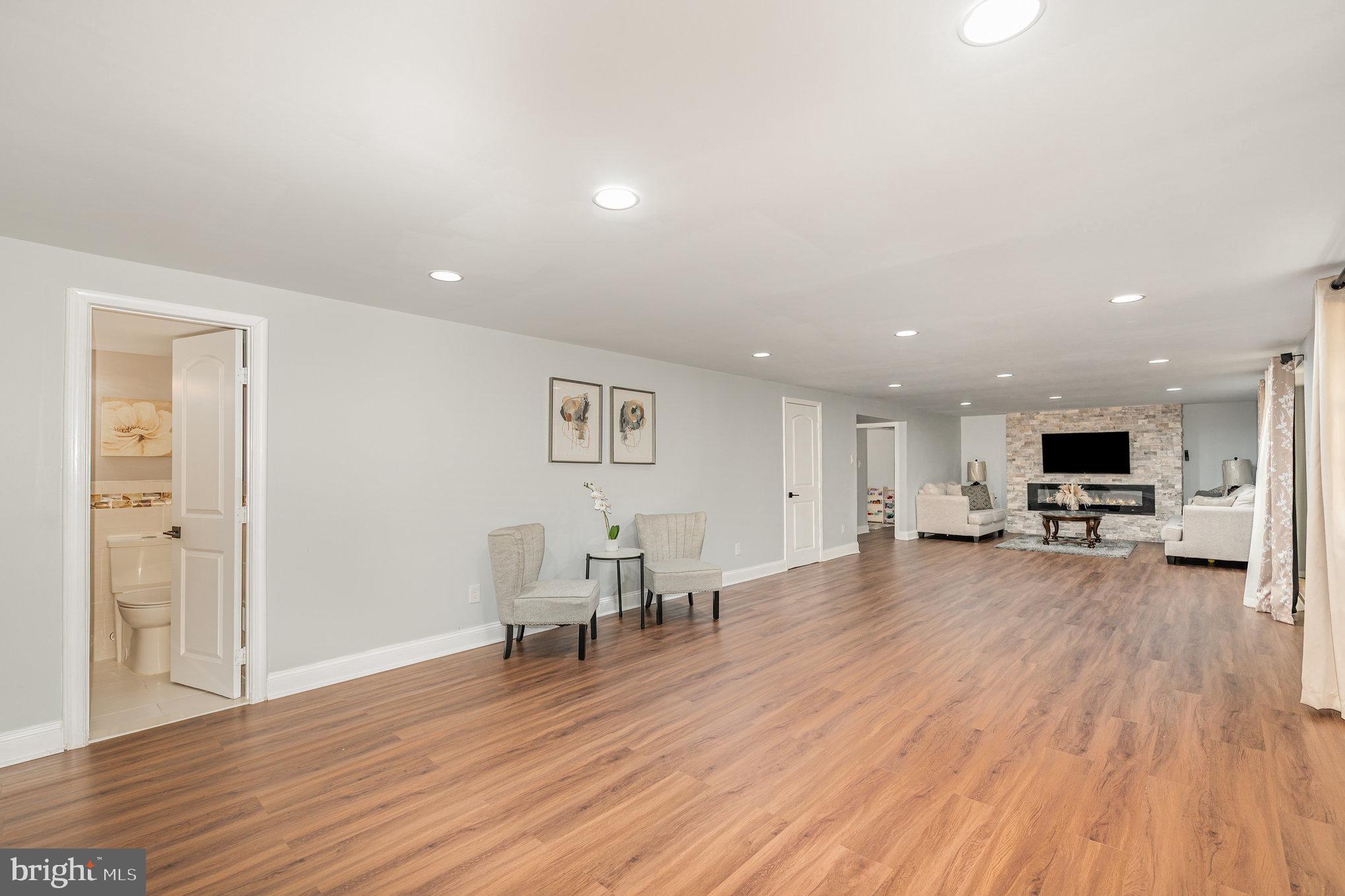 LONGFELLOW - Residential