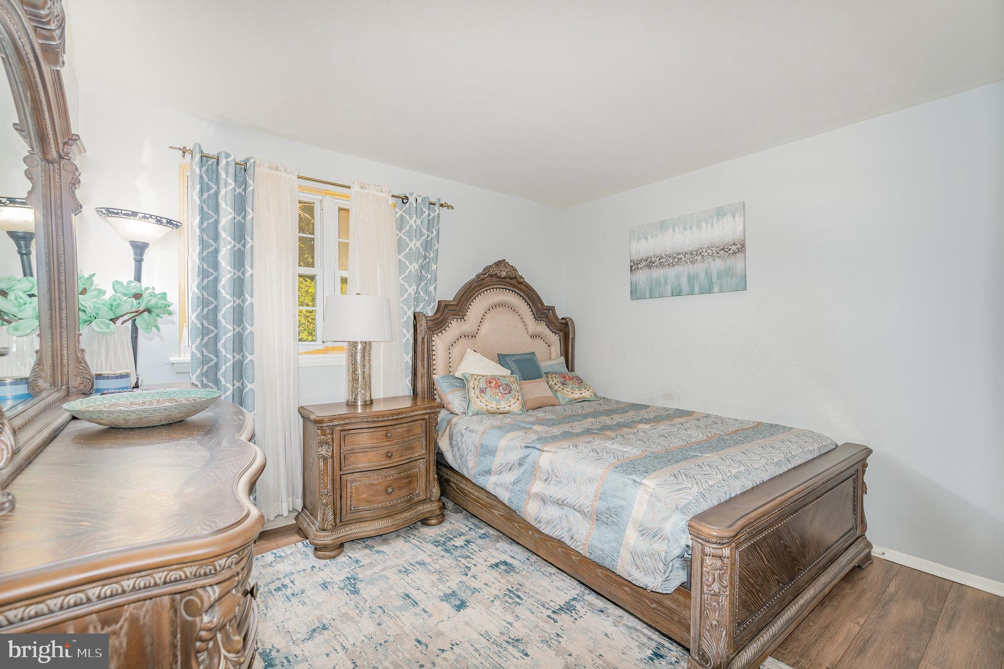 LONGFELLOW - Residential