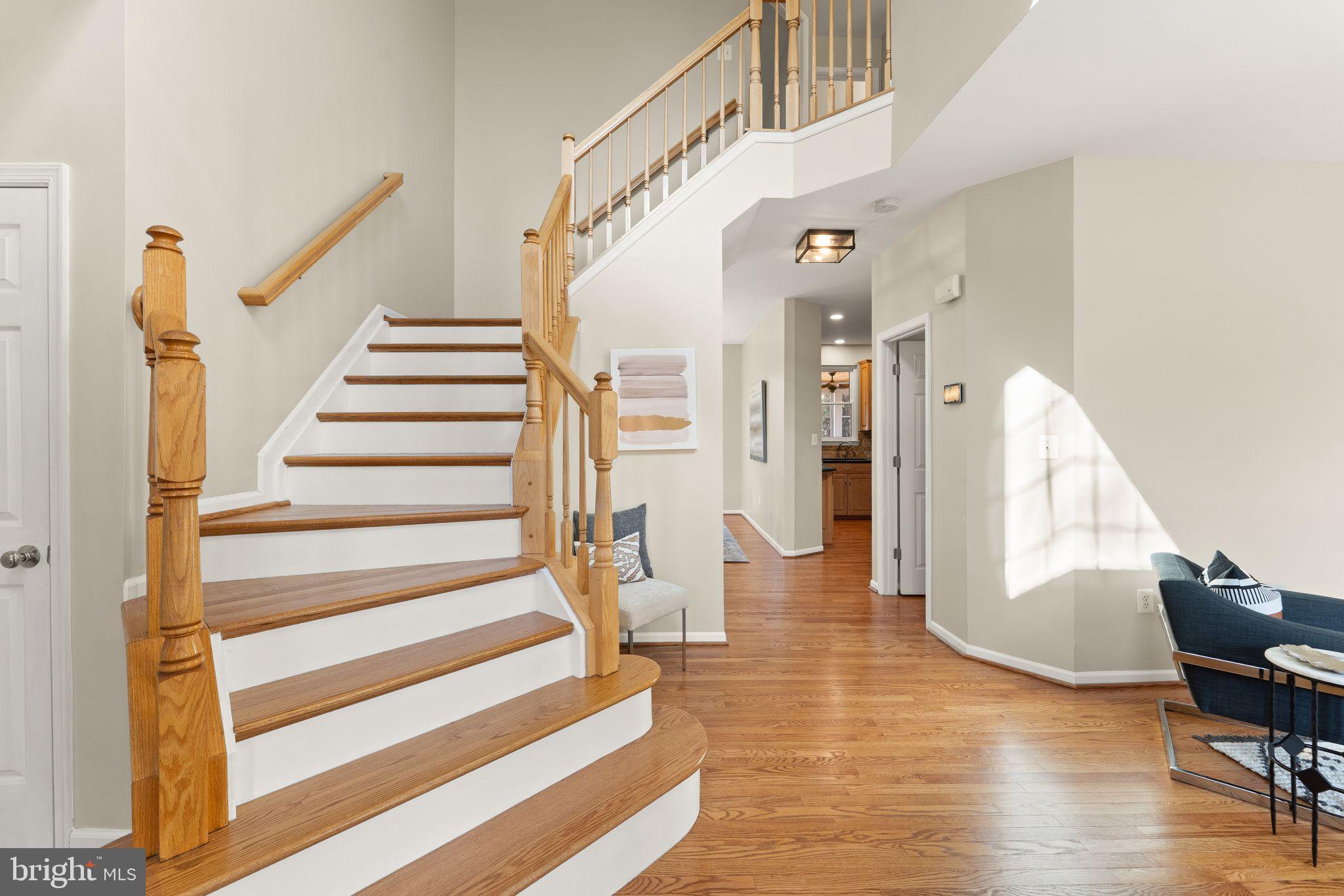 ASHBURN VILLAGE - Residential