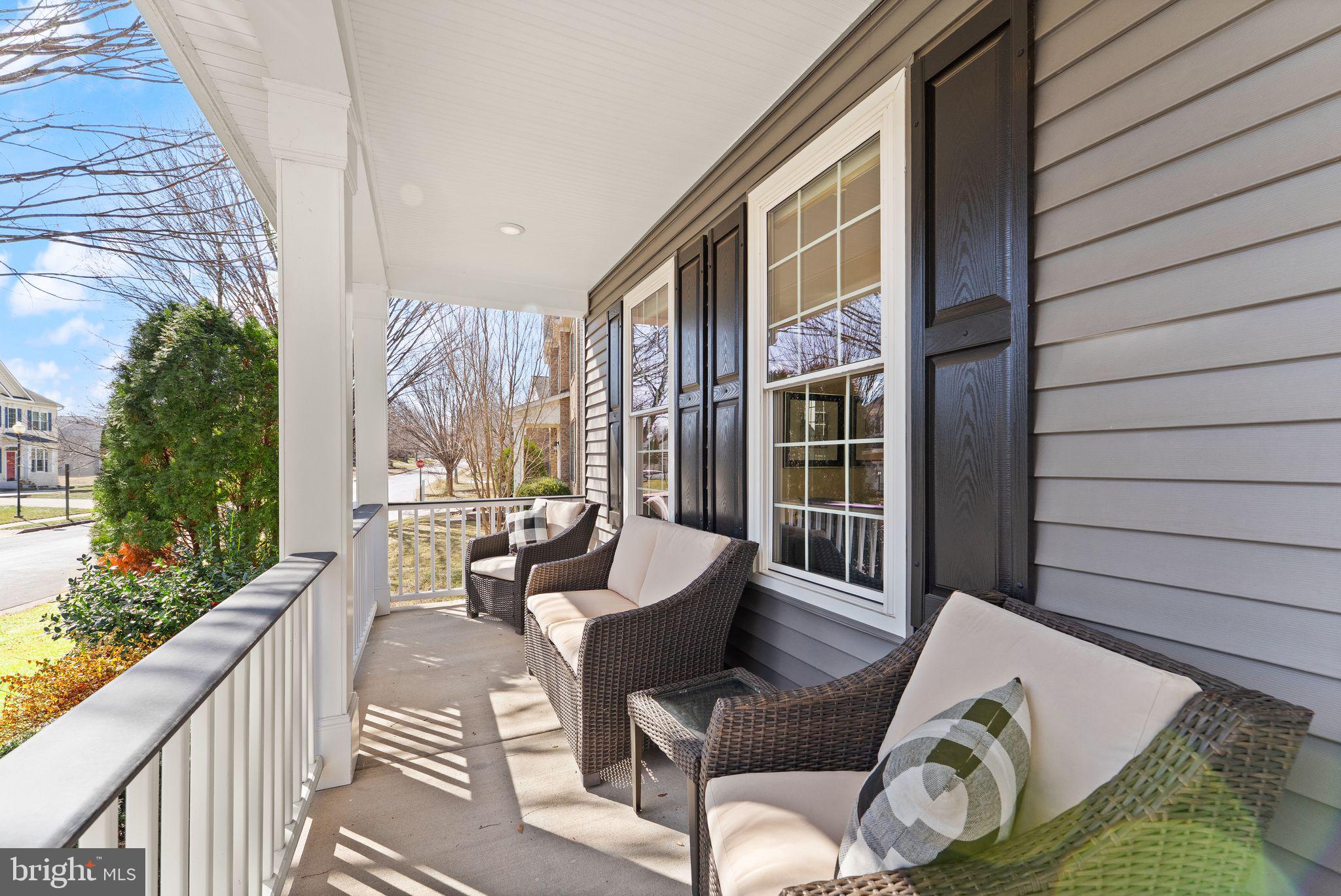 ASHBURN VILLAGE - Residential