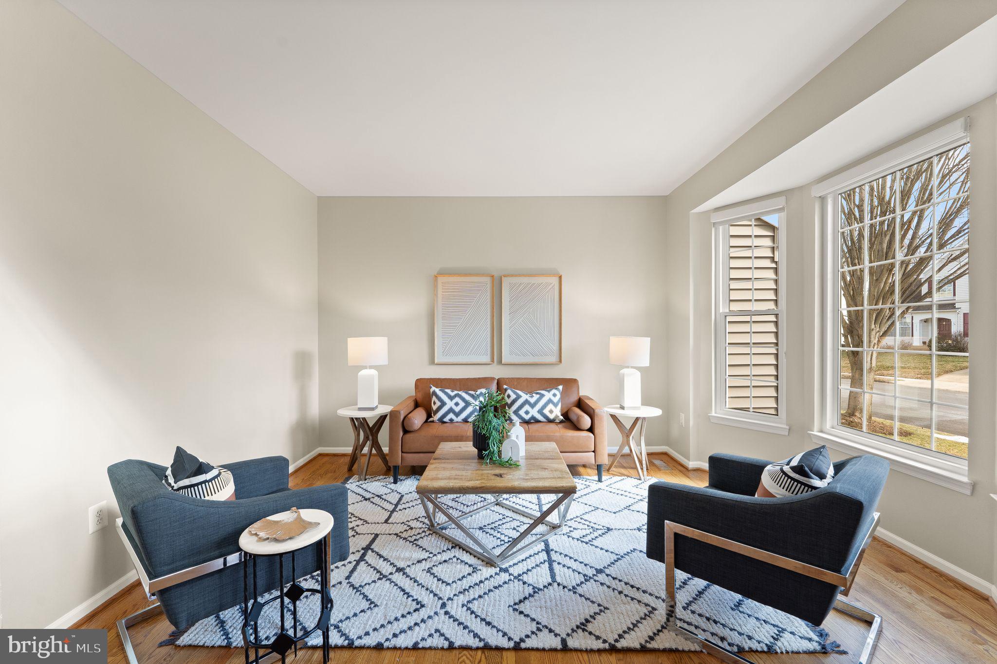 ASHBURN VILLAGE - Residential