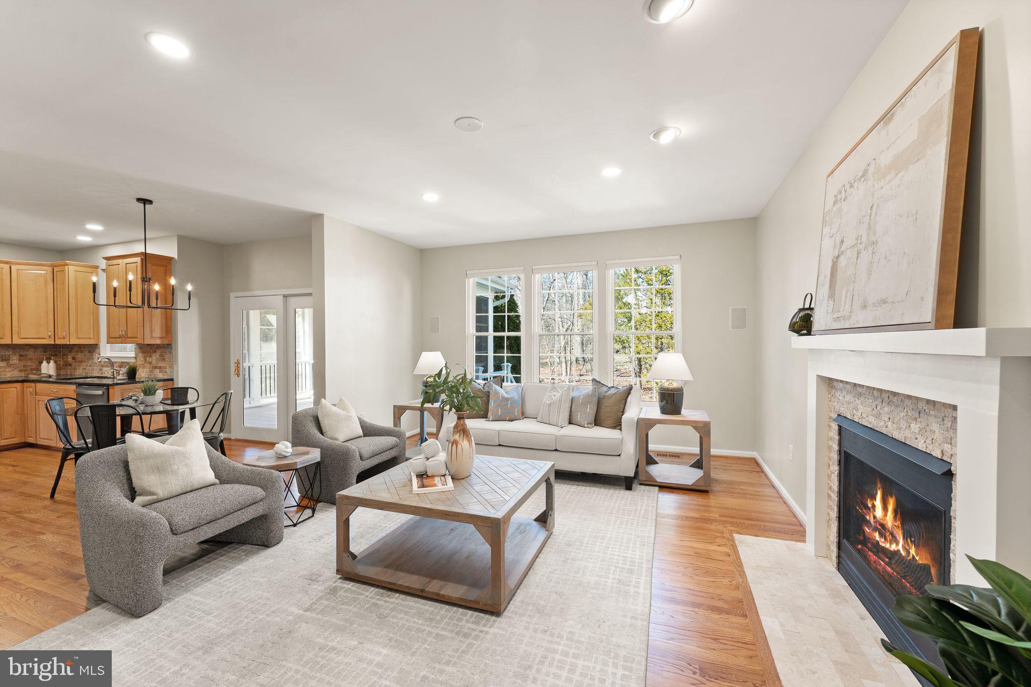 ASHBURN VILLAGE - Residential