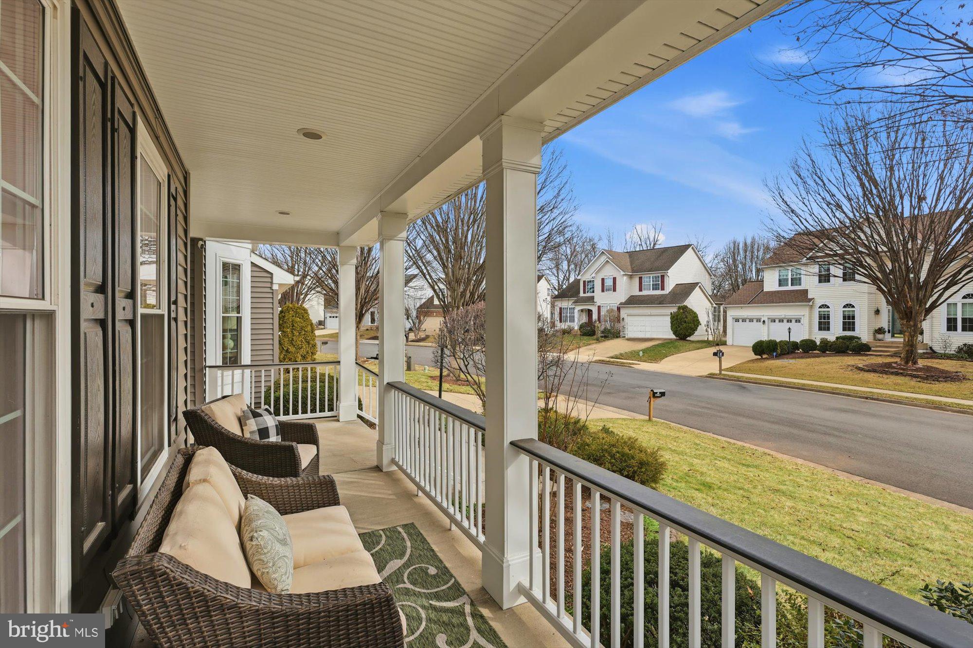 ASHBURN VILLAGE - Residential