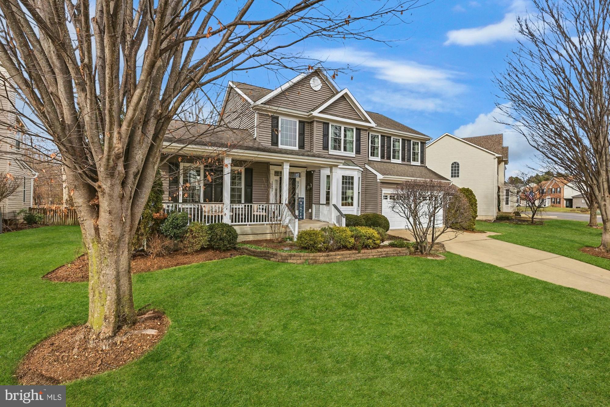 ASHBURN VILLAGE - Residential