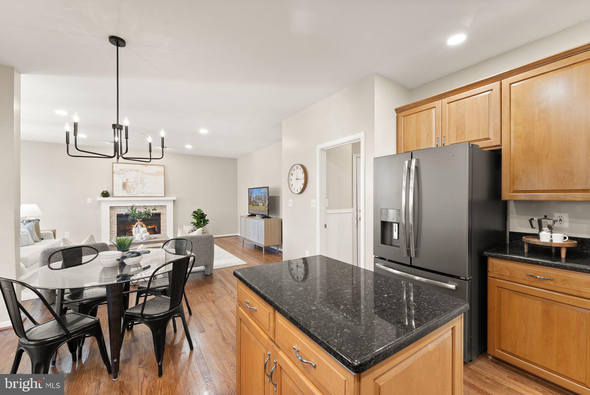 ASHBURN VILLAGE - Residential