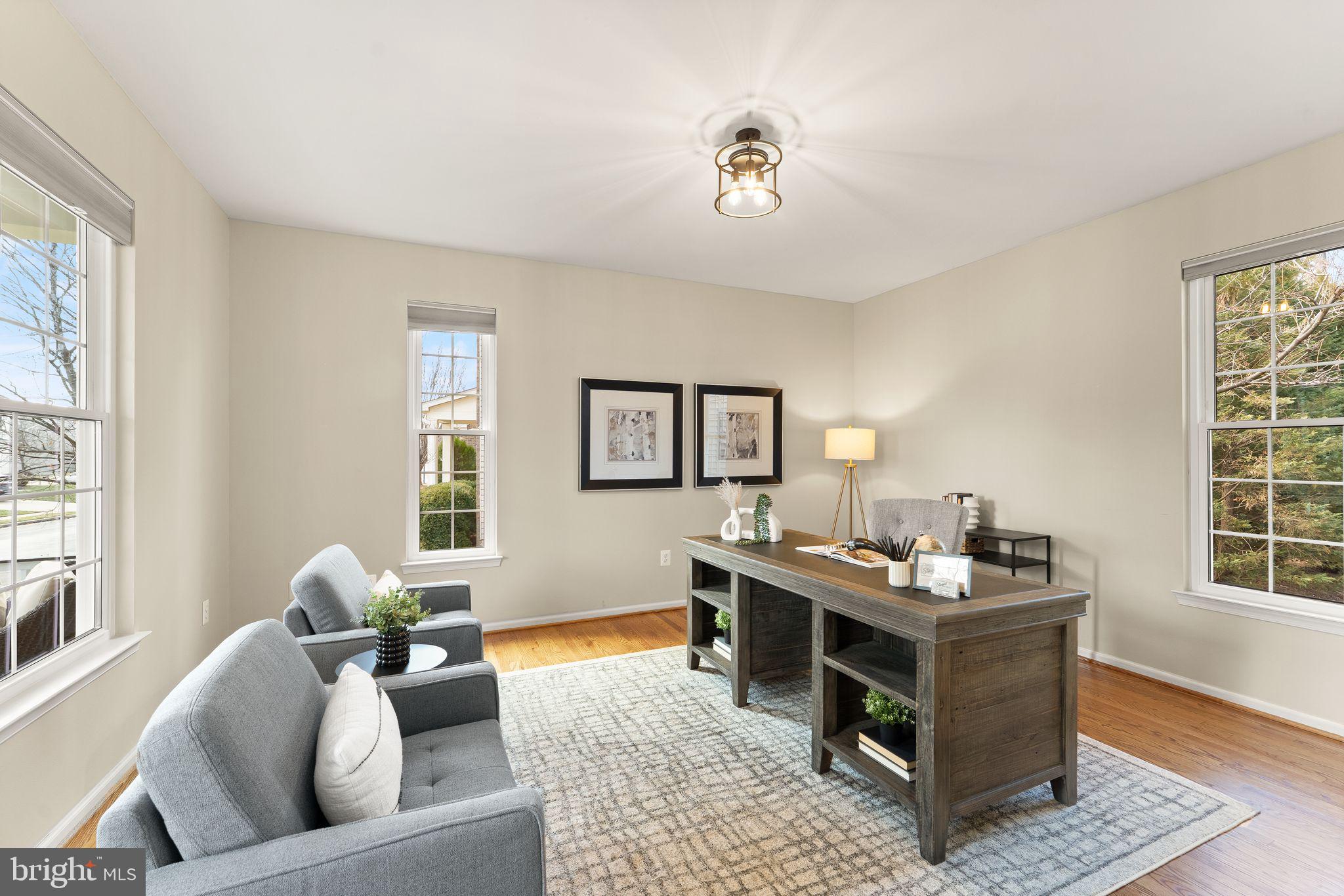 ASHBURN VILLAGE - Residential