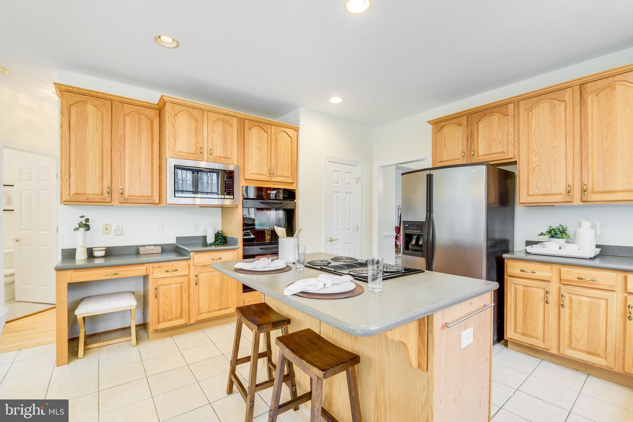 BLAKELY WOODS - Residential