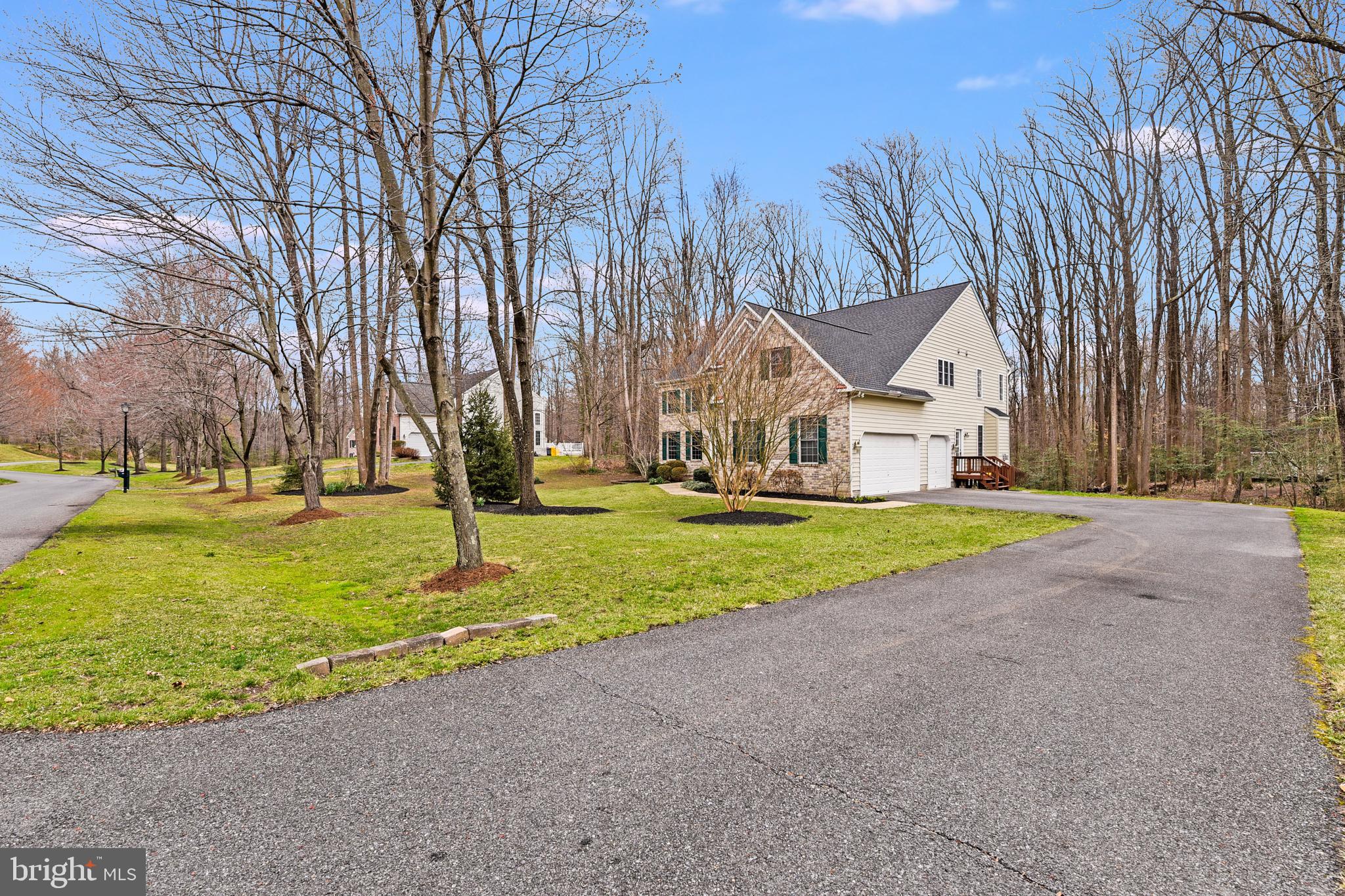 BLAKELY WOODS - Residential