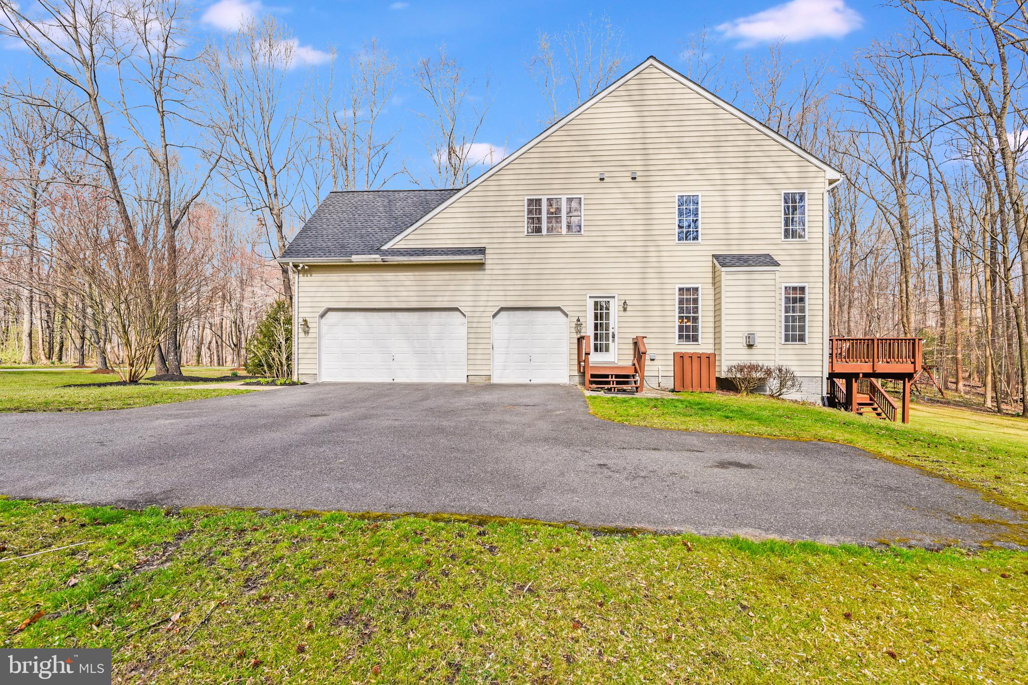 BLAKELY WOODS - Residential