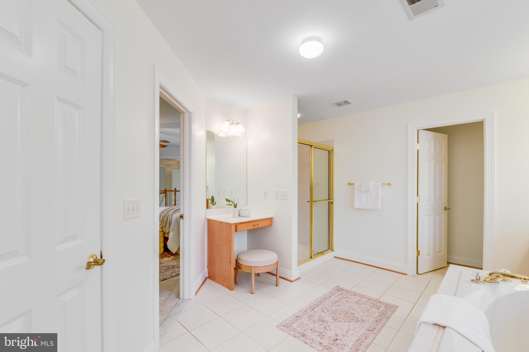 BLAKELY WOODS - Residential