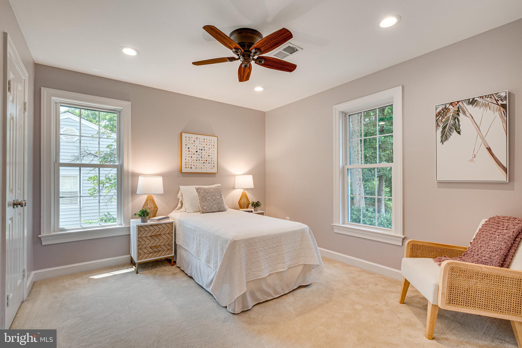 BURKE CENTRE - Residential