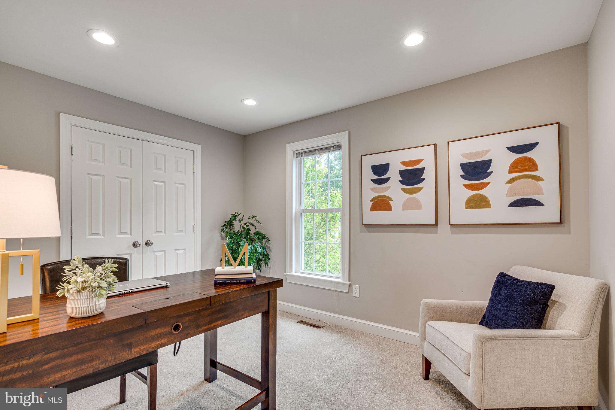 BURKE CENTRE - Residential