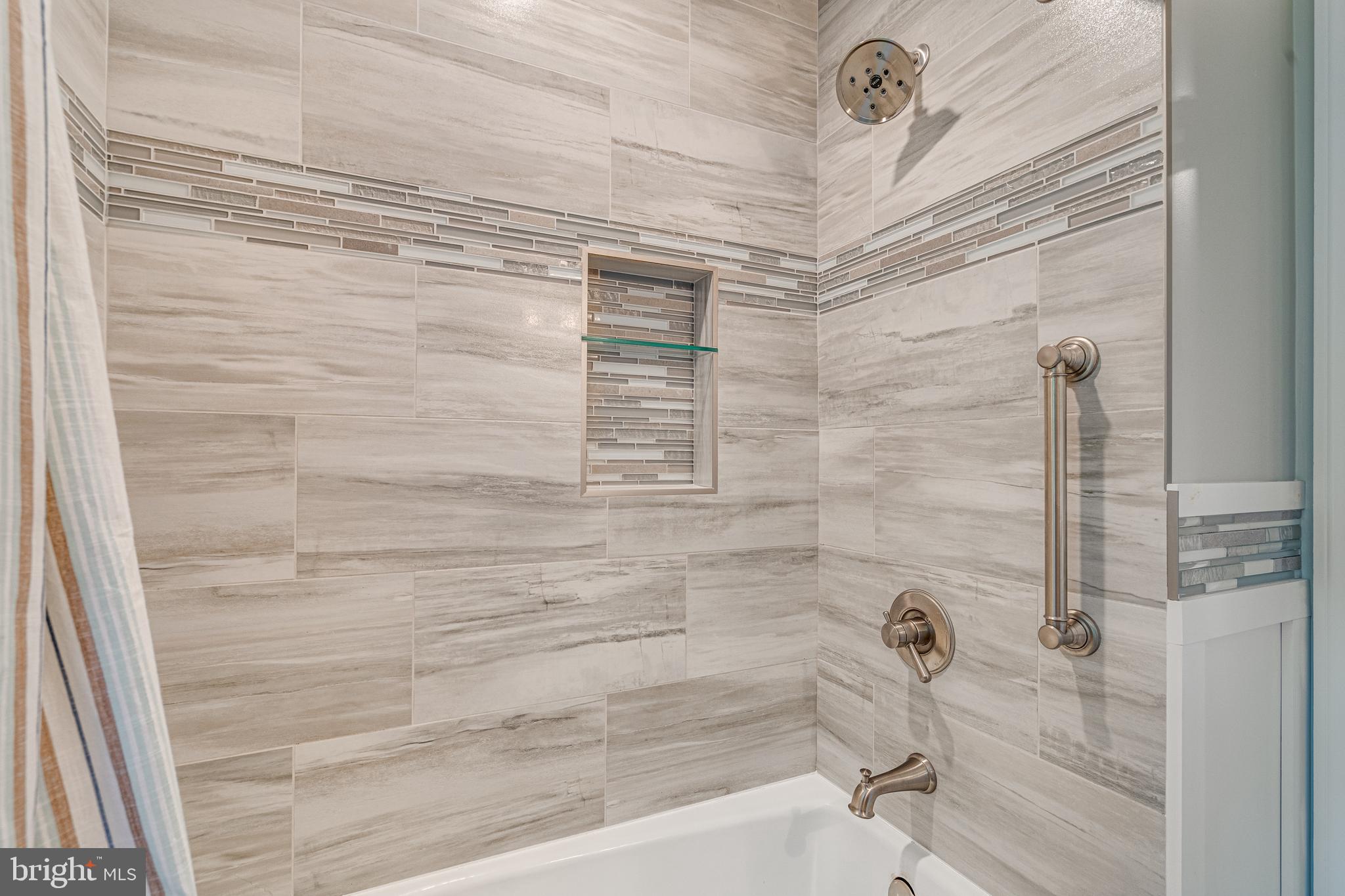 BURKE CENTRE - Residential