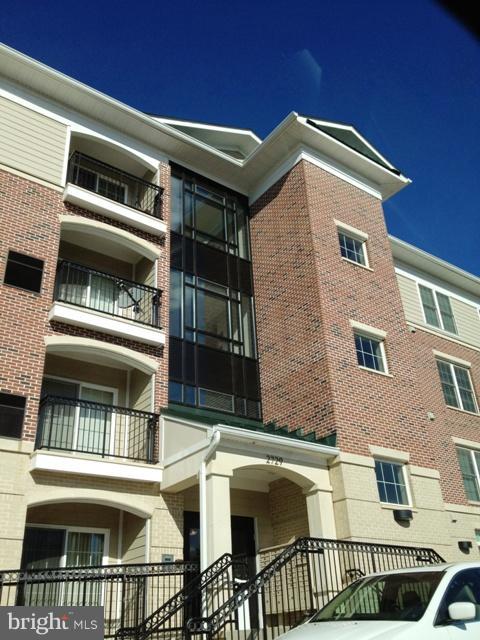 DUNN LORING METRO APARTMENTS - Residential Lease