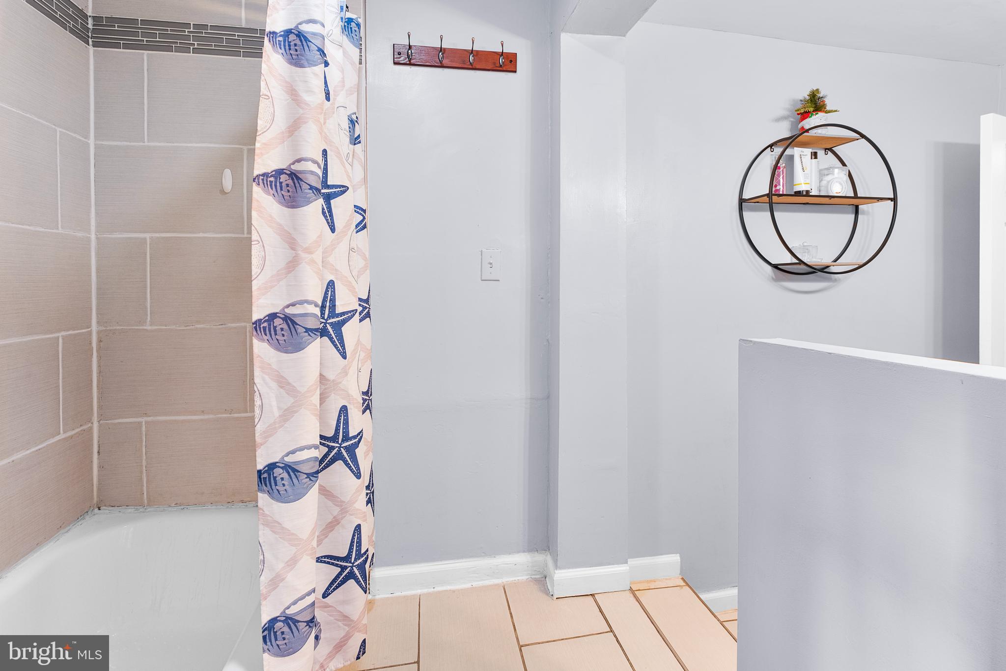 COLUMBIA PARK - Residential