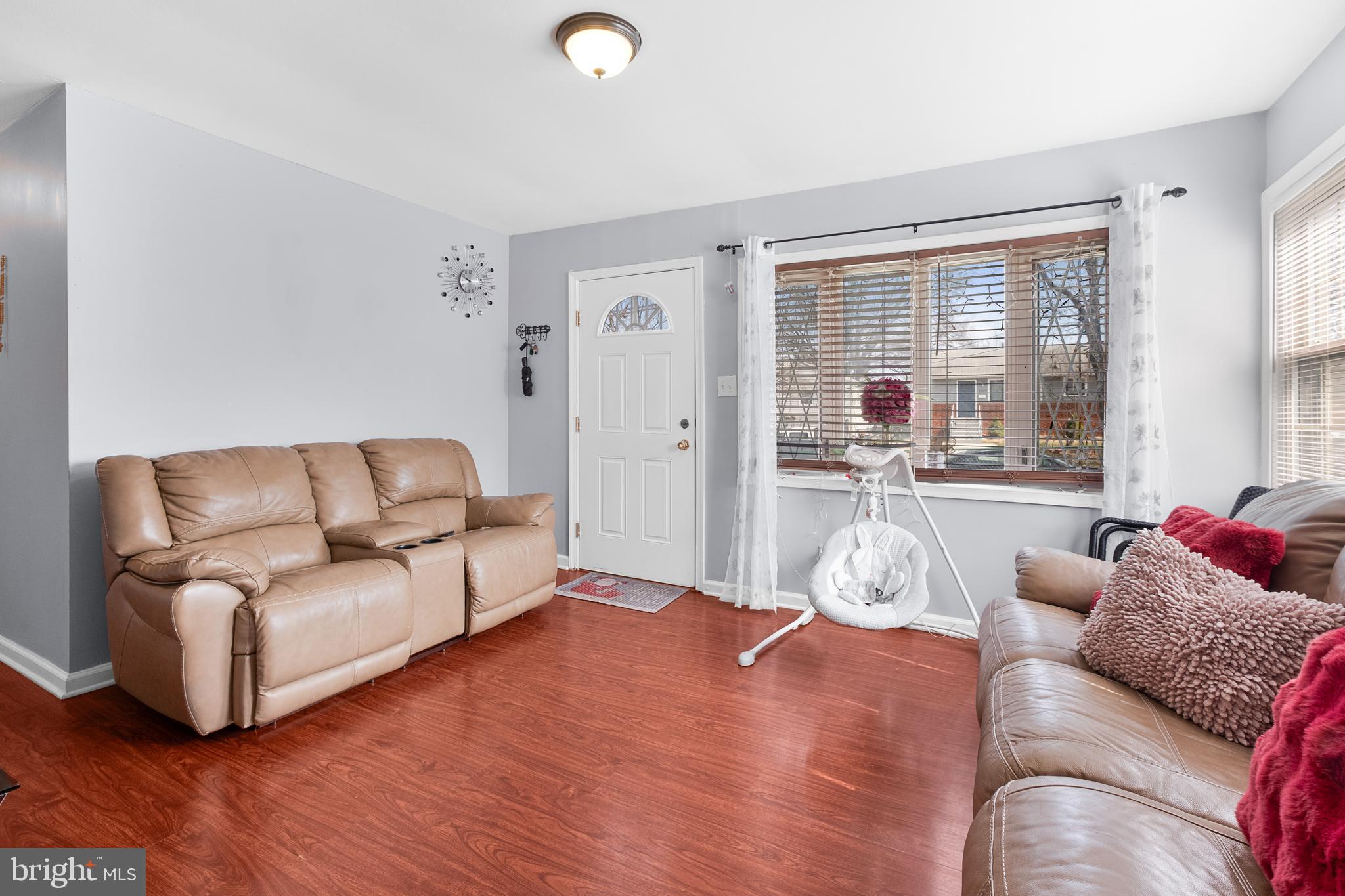 COLUMBIA PARK - Residential