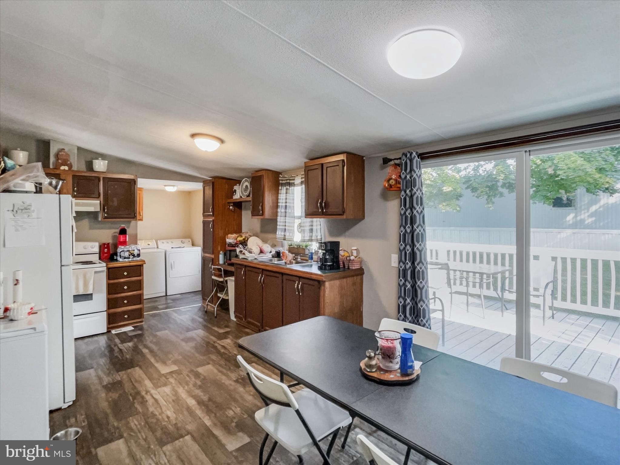 CHESAPEAKE ESTATES - Residential