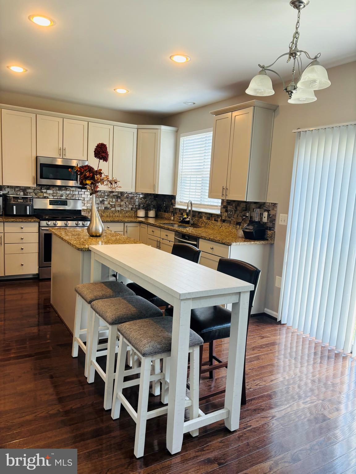 ALTA COURTHOUSE SQUARE - Residential