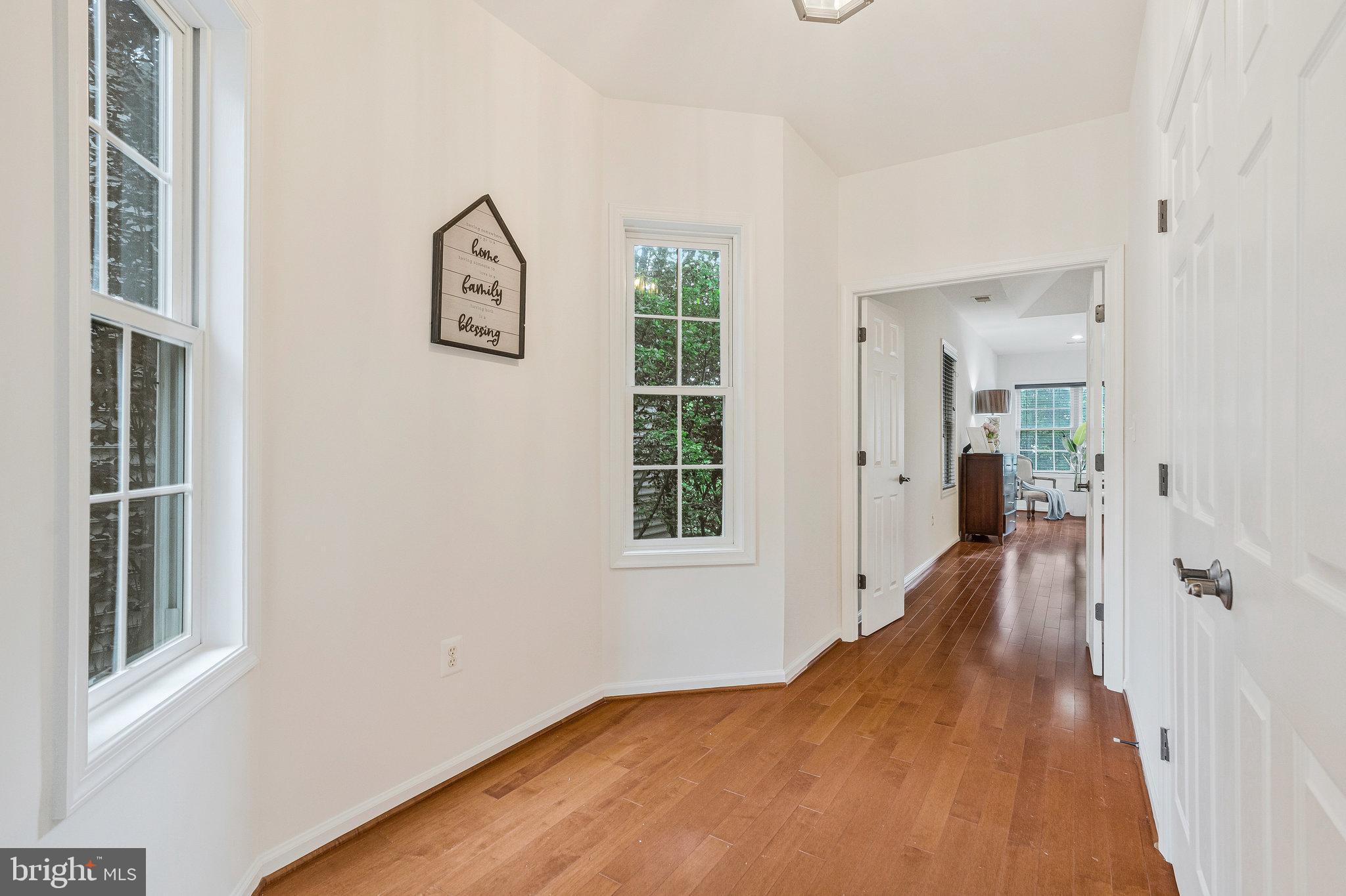 ELLISON HEIGHTS - Residential