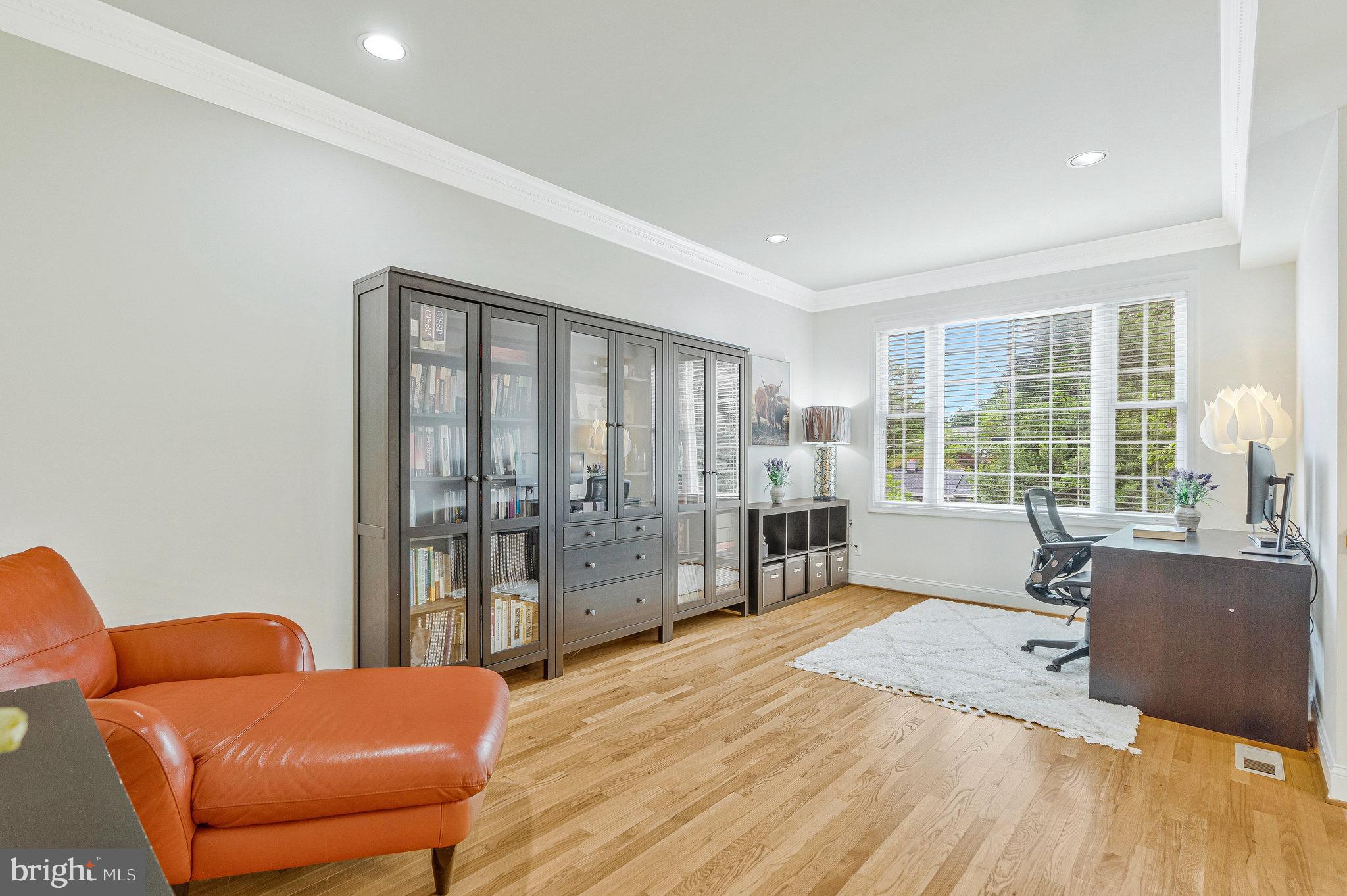 ELLISON HEIGHTS - Residential