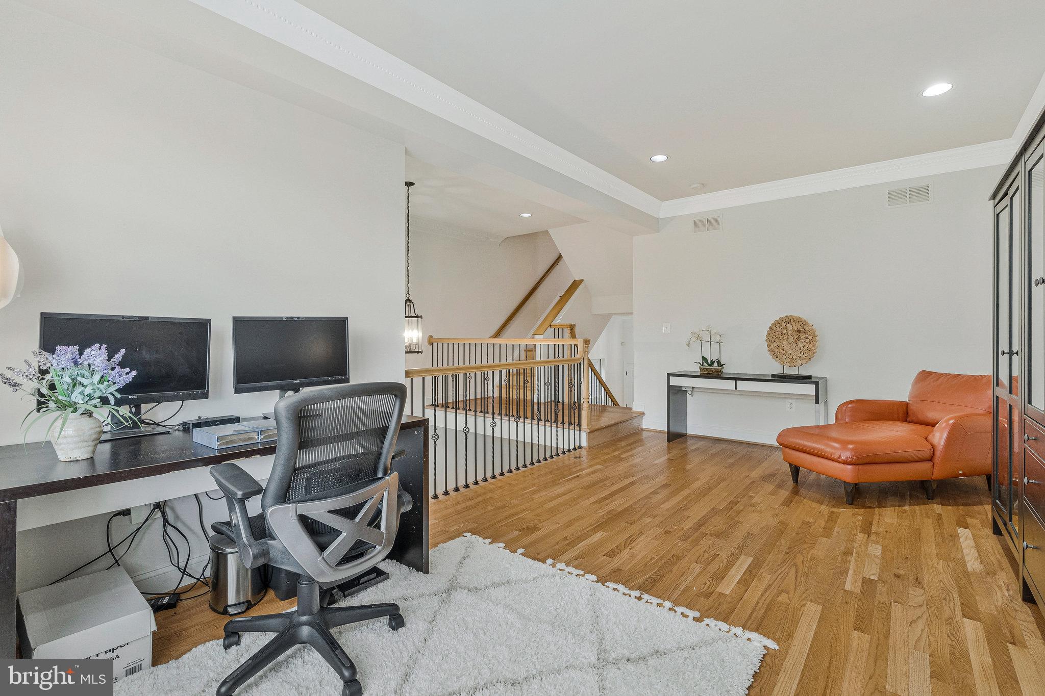 ELLISON HEIGHTS - Residential