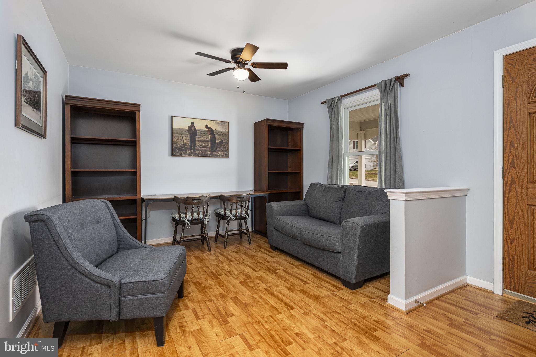 213 THORNRIDGE DRIVE