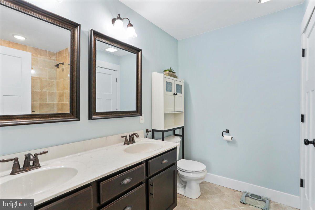 GRAND POINT CROSSING - Residential