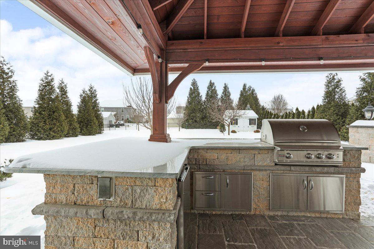 GRAND POINT CROSSING - Residential