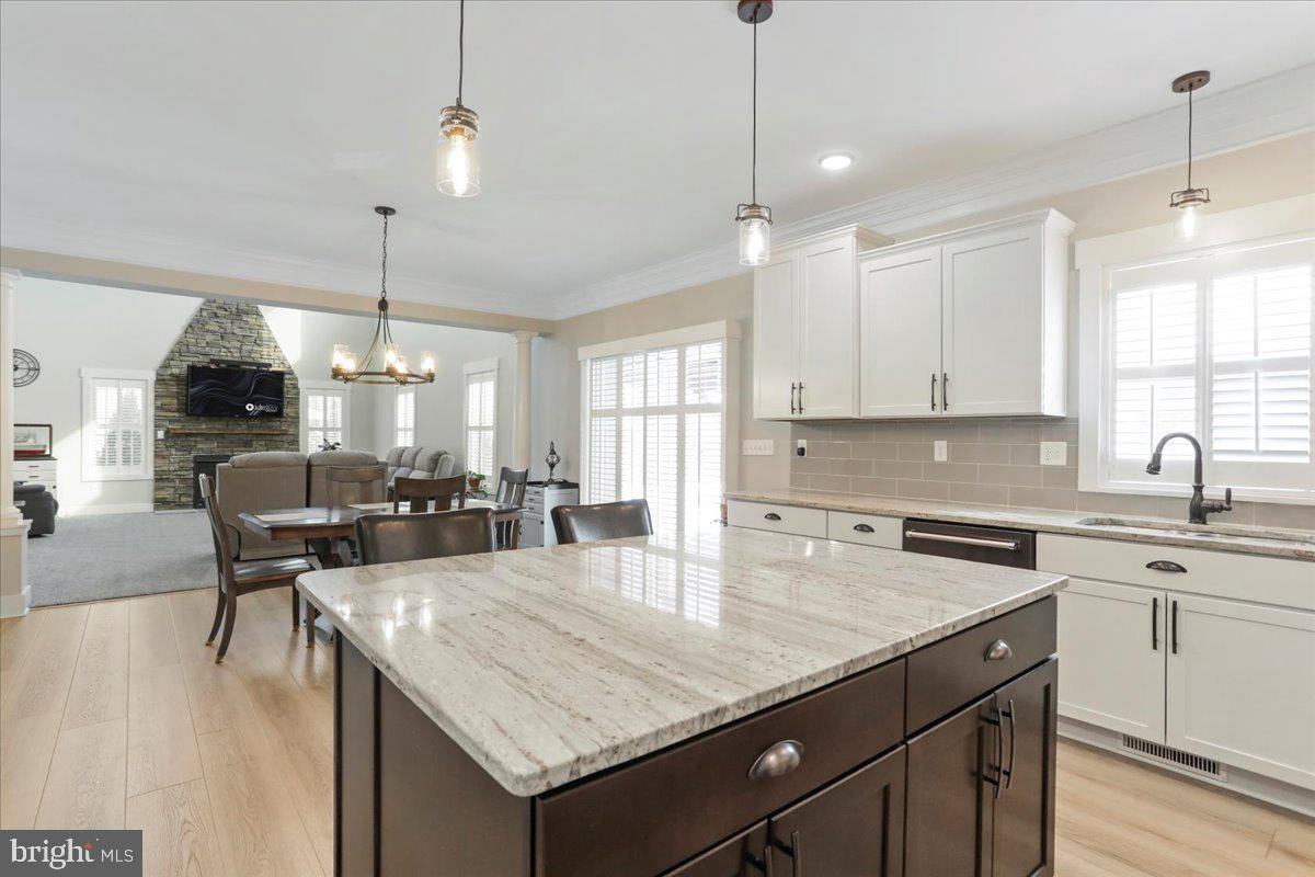 GRAND POINT CROSSING - Residential