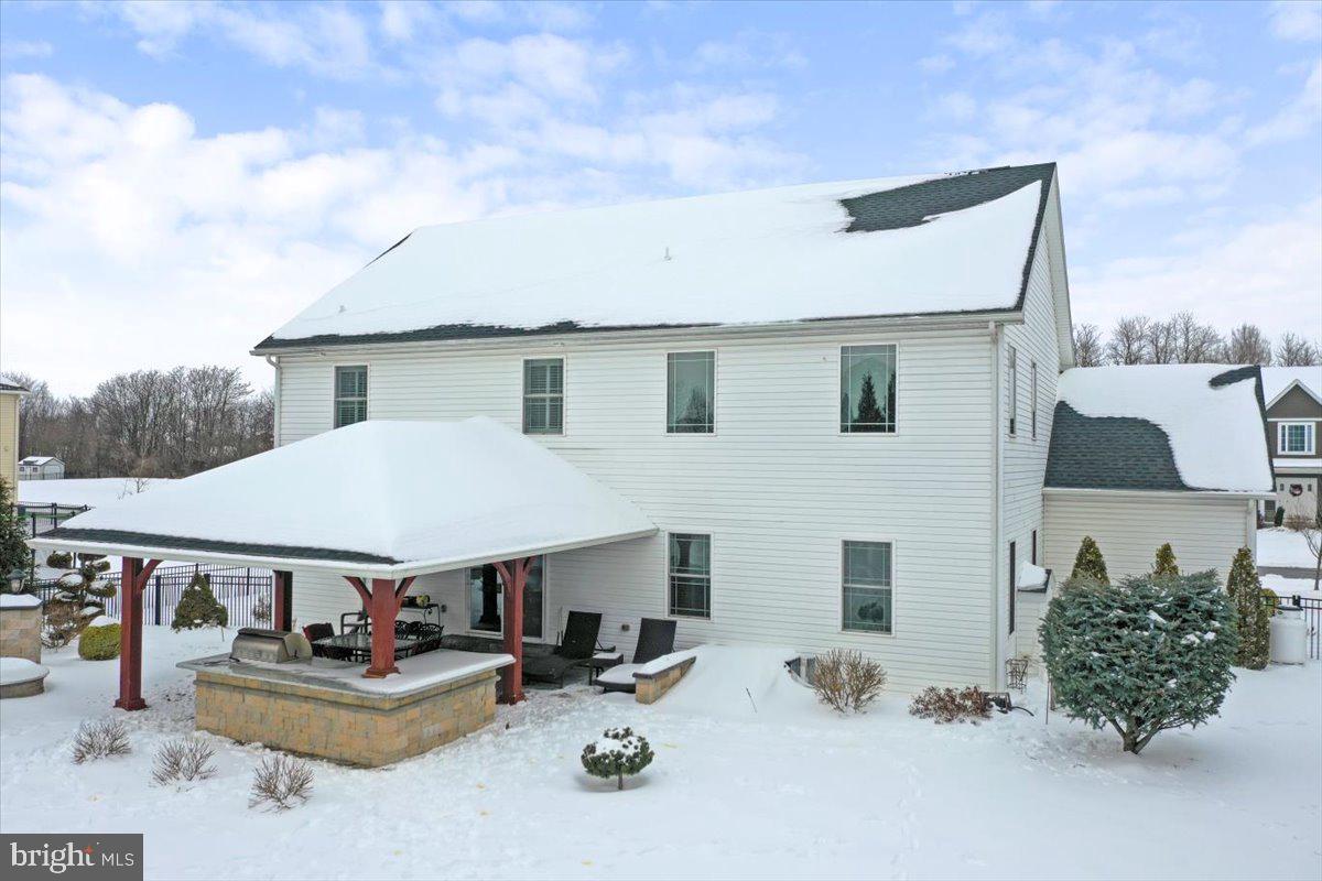 GRAND POINT CROSSING - Residential