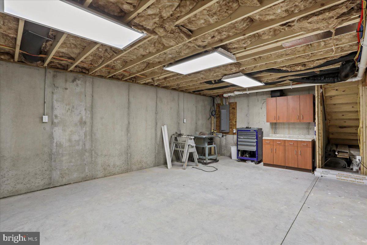 GRAND POINT CROSSING - Residential